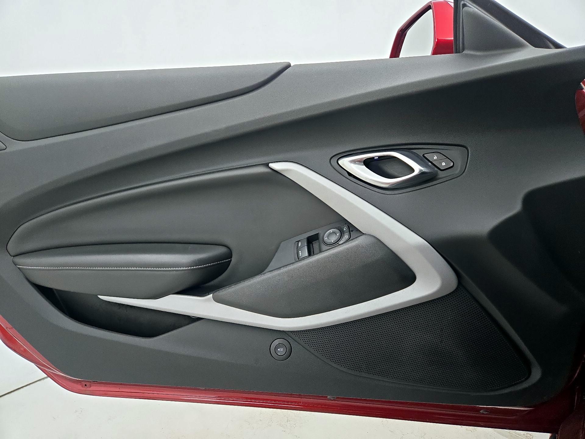 Thumbnail: 2021 Chevrolet Camaro - 12