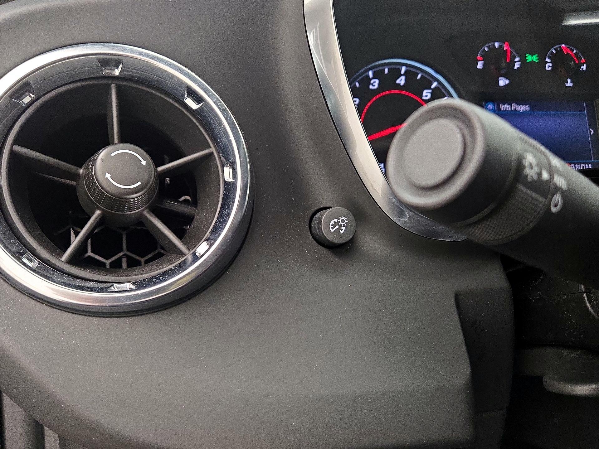 Thumbnail: 2021 Chevrolet Camaro - 13