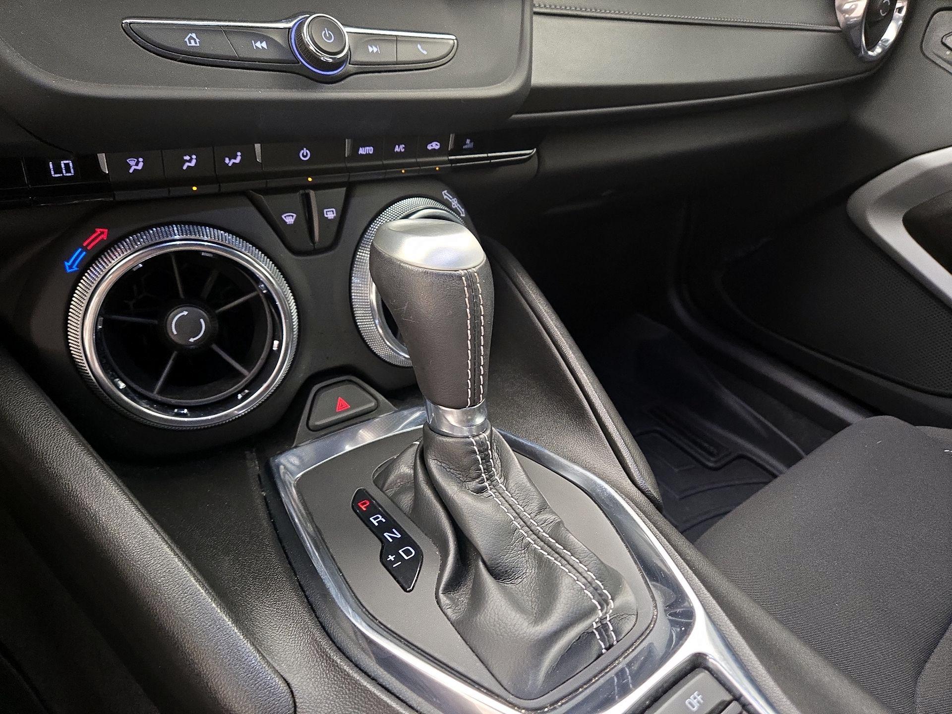 Thumbnail: 2021 Chevrolet Camaro - 17