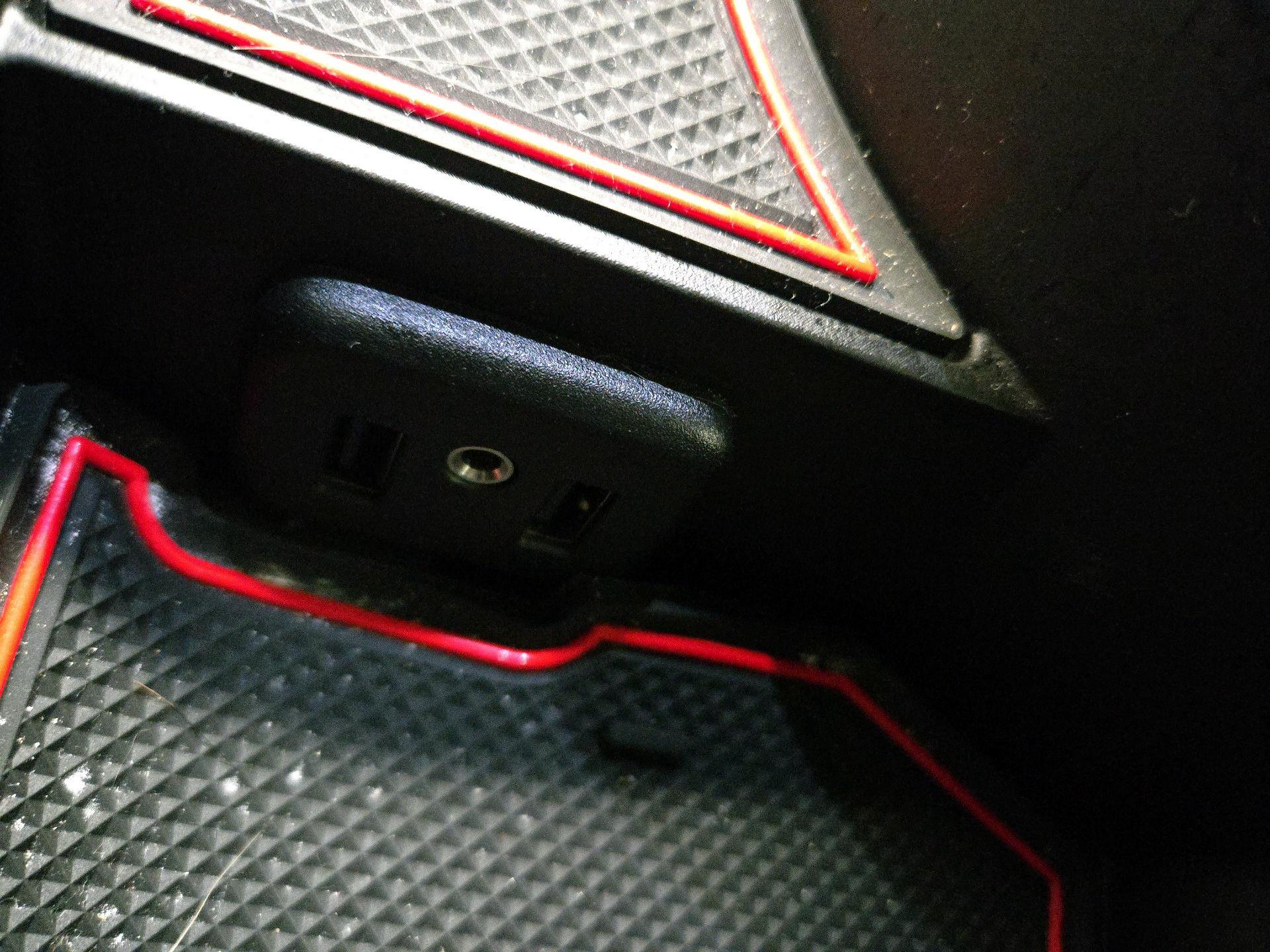 Thumbnail: 2021 Chevrolet Camaro - 18