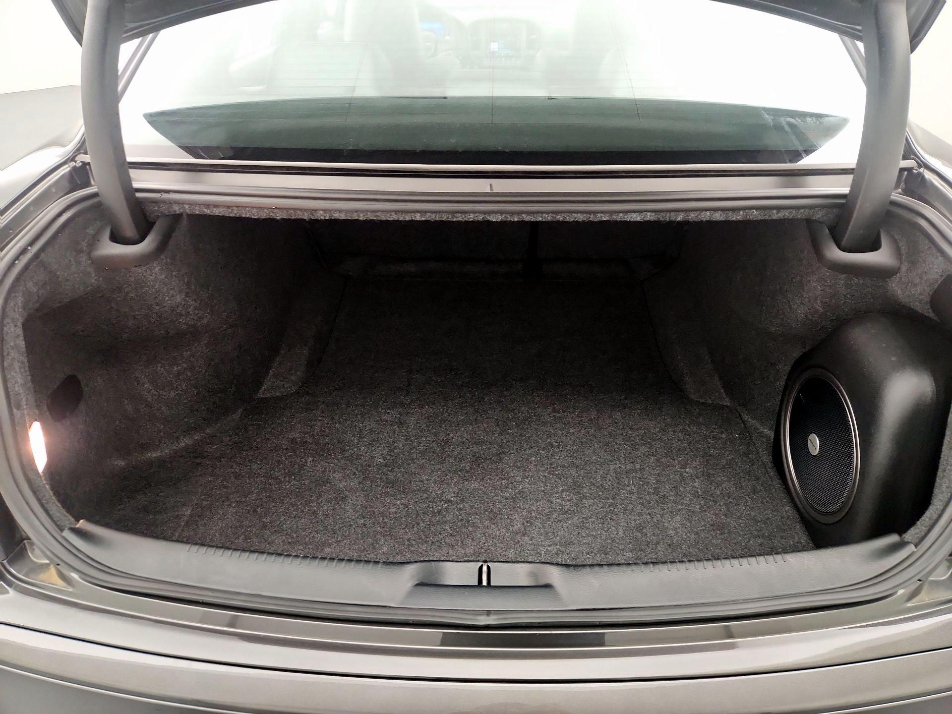 Thumbnail: 2023 Chrysler 300 - 19