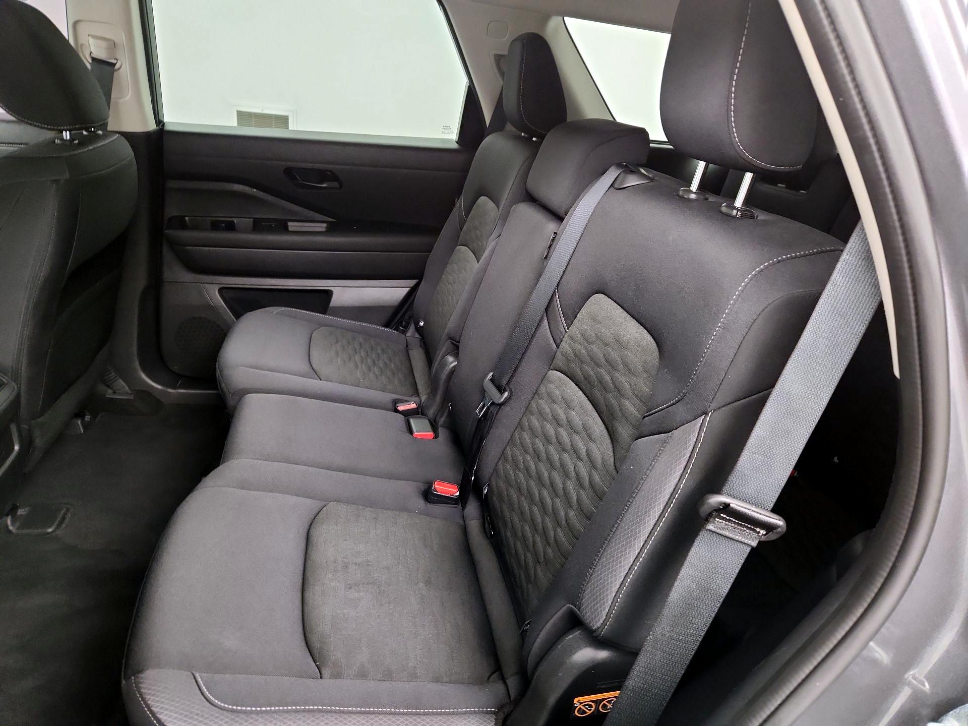 Thumbnail: 2024 Nissan Pathfinder - 19