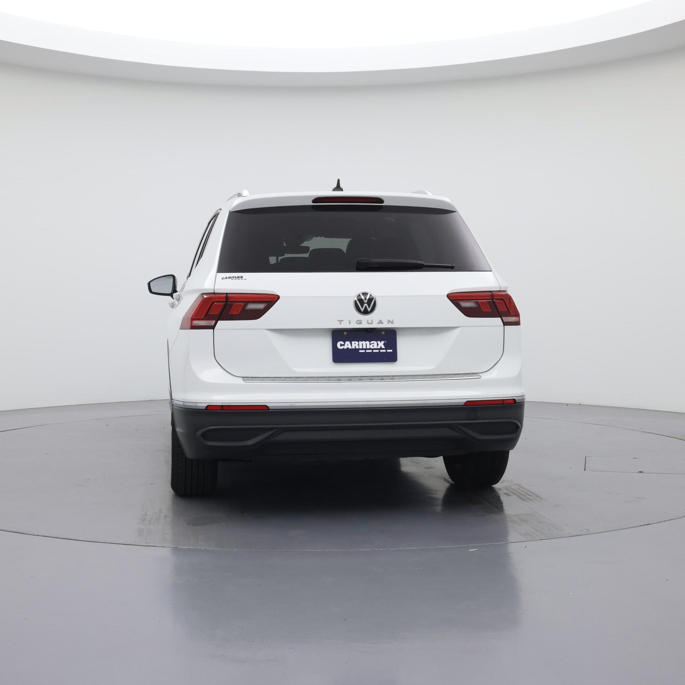 Thumbnail: 2024 Volkswagen Tiguan - 6