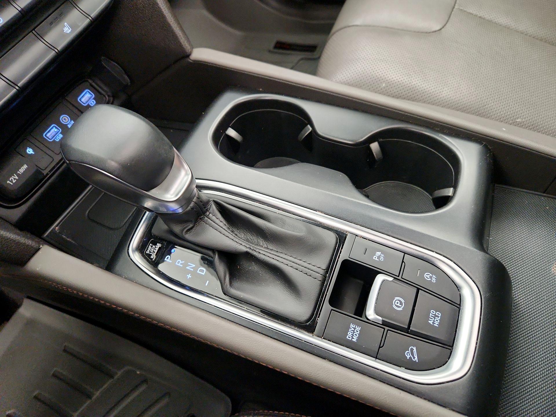 Thumbnail: 2020 Hyundai Santa Fe - 17