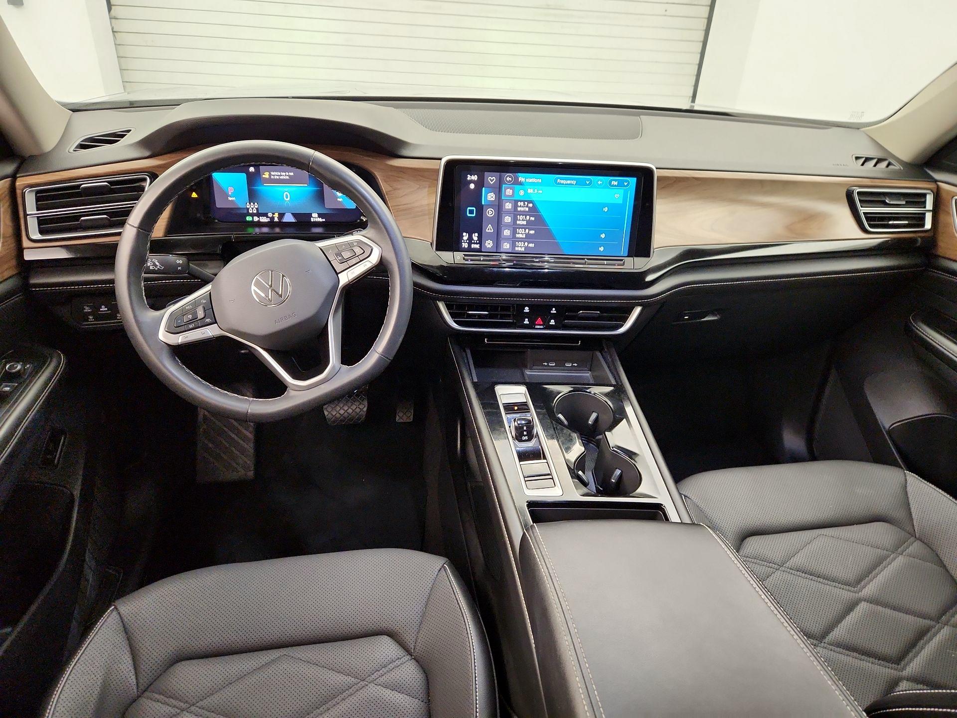 Thumbnail: 2024 Volkswagen Atlas - 9