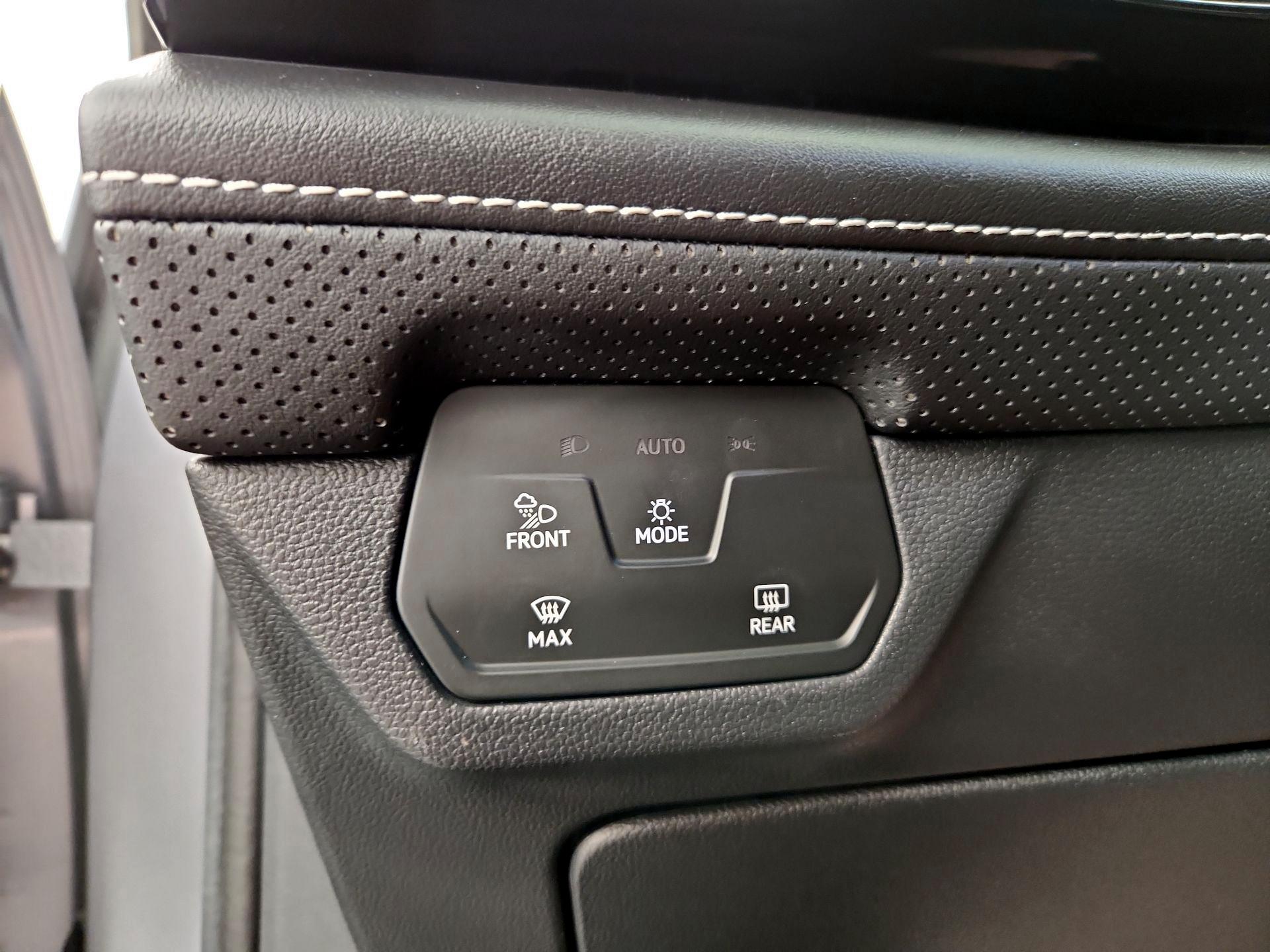 Thumbnail: 2024 Volkswagen Atlas - 13