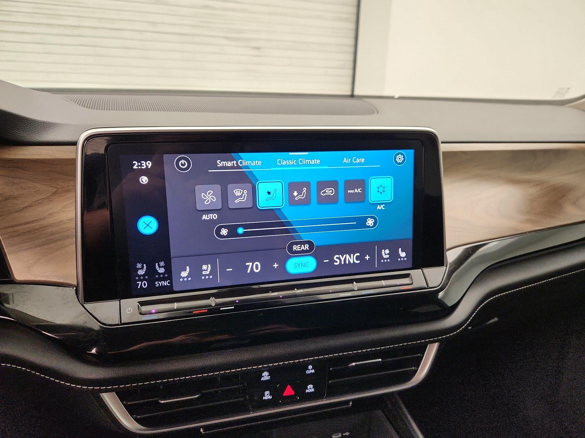 Thumbnail: 2024 Volkswagen Atlas - 16