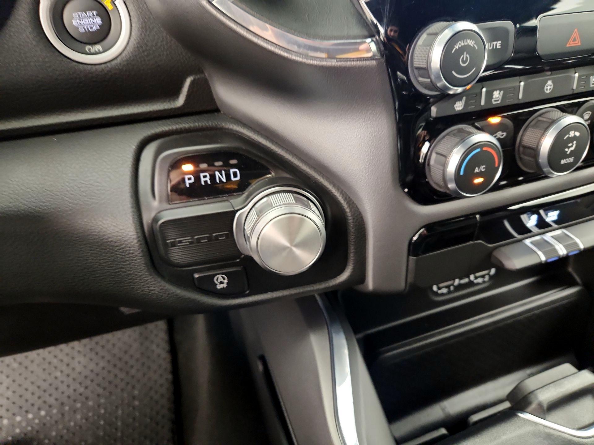 Thumbnail: 2024 RAM 1500 - 18