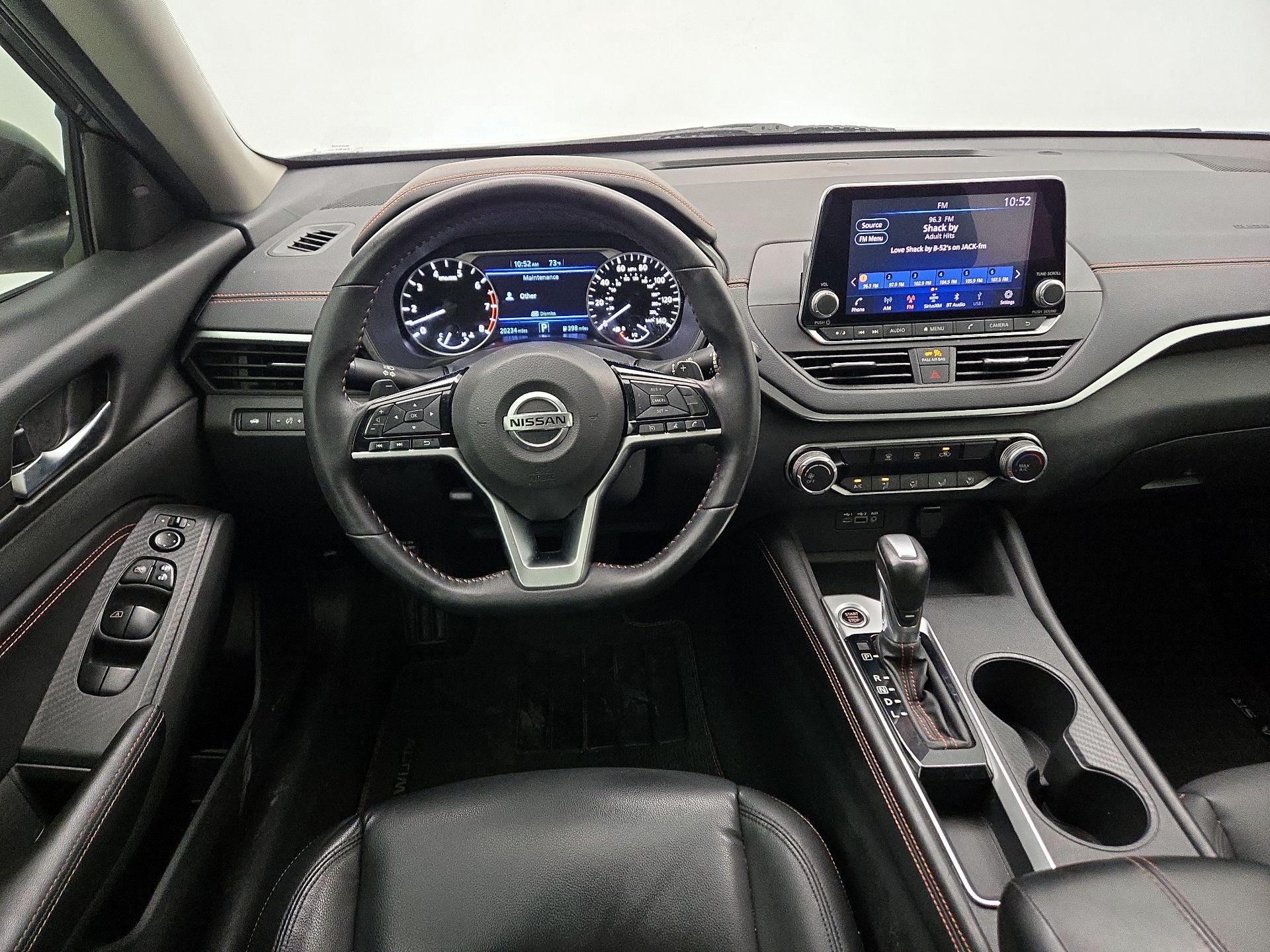 Thumbnail: 2021 Nissan Altima - 10