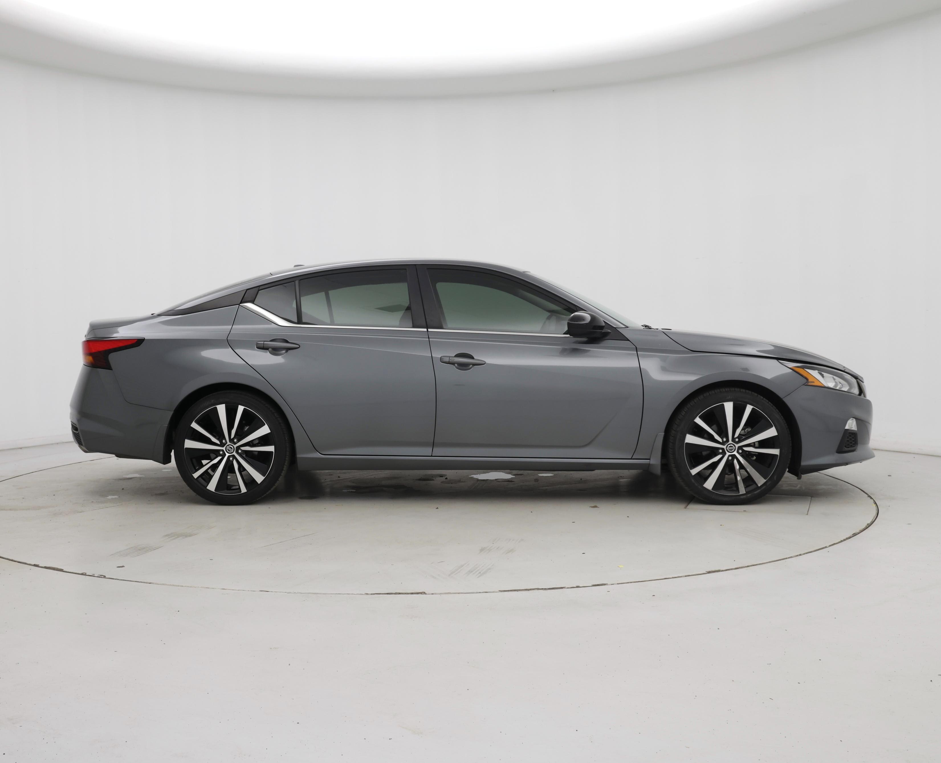 Thumbnail: 2021 Nissan Altima - 7