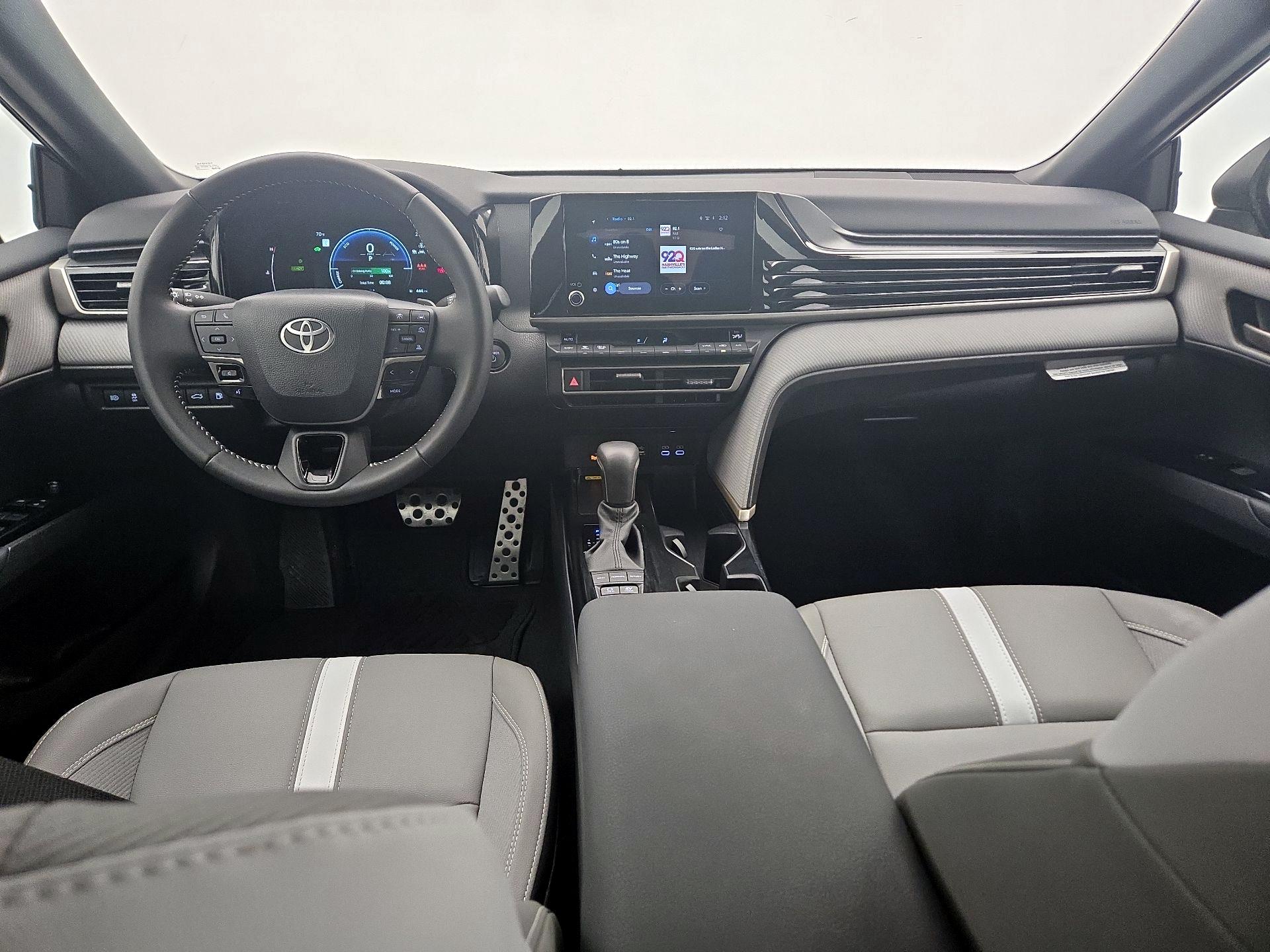 Thumbnail: 2025 Toyota Camry - 9