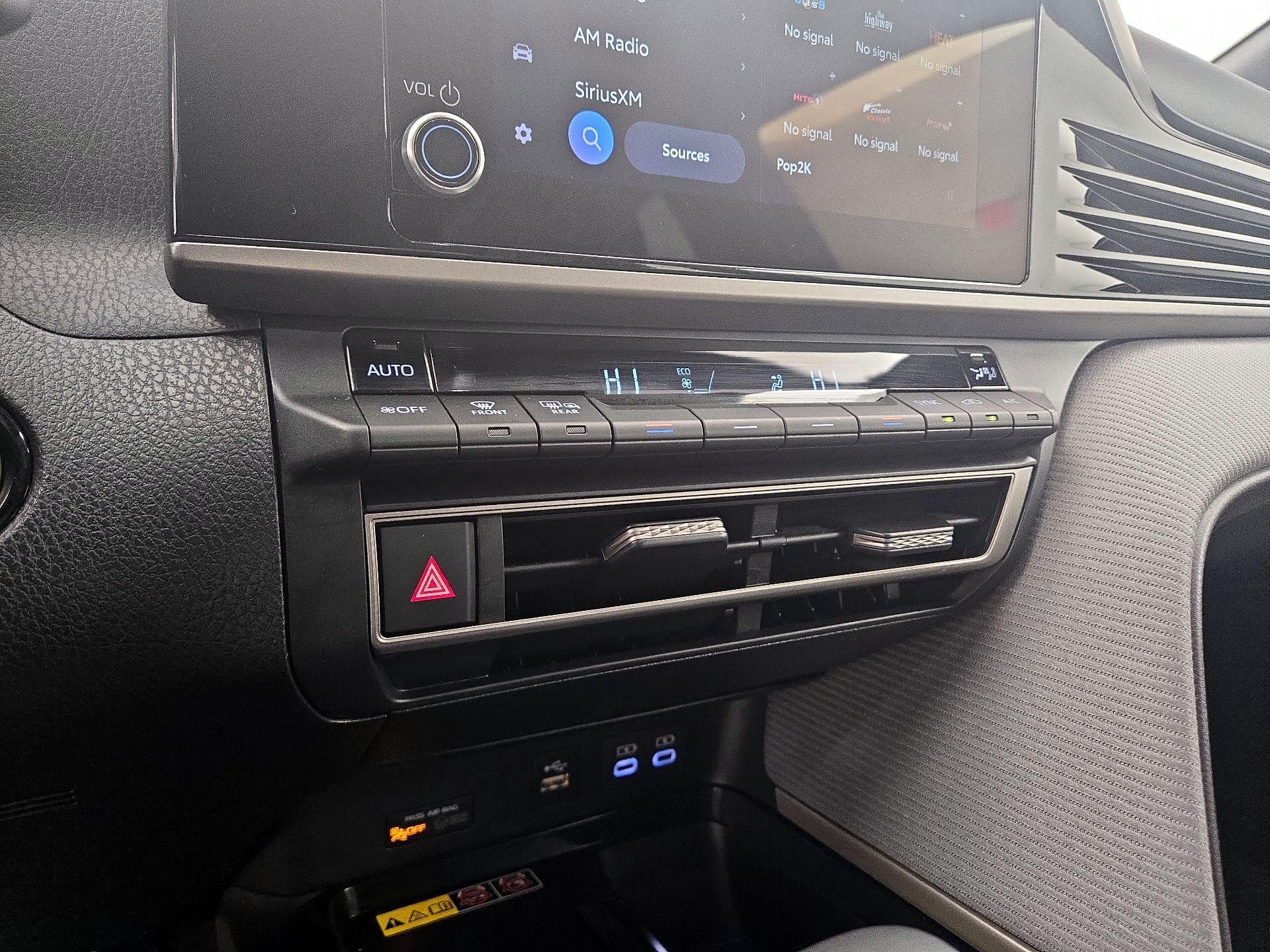 Thumbnail: 2025 Toyota Camry - 16