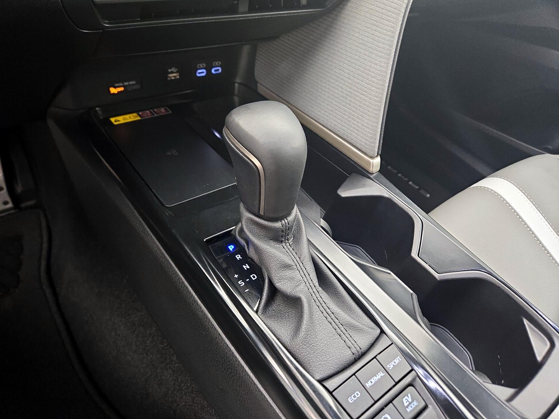 Thumbnail: 2025 Toyota Camry - 17