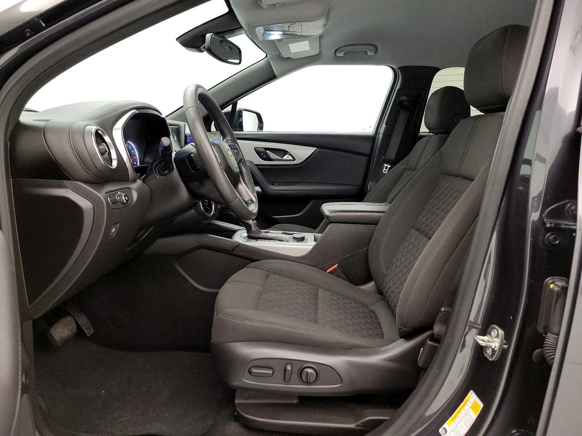 Thumbnail: 2022 Chevrolet Blazer - 11