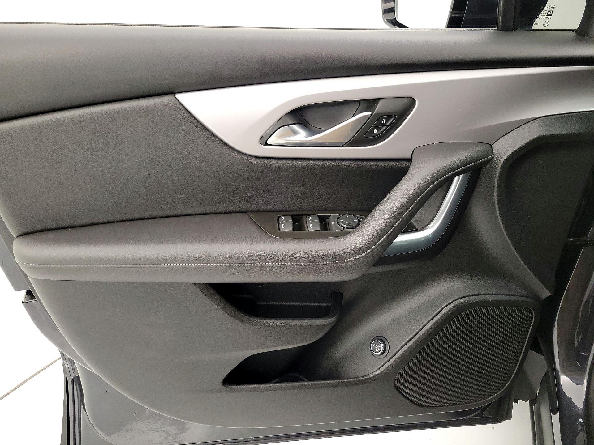 Thumbnail: 2022 Chevrolet Blazer - 12