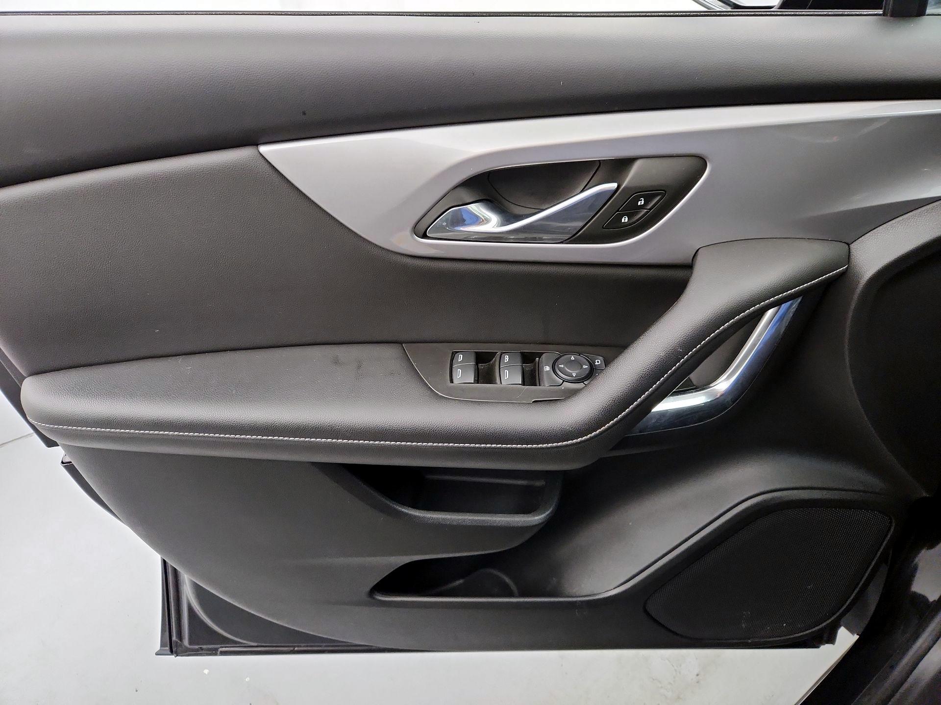 Thumbnail: 2023 Chevrolet Blazer - 12