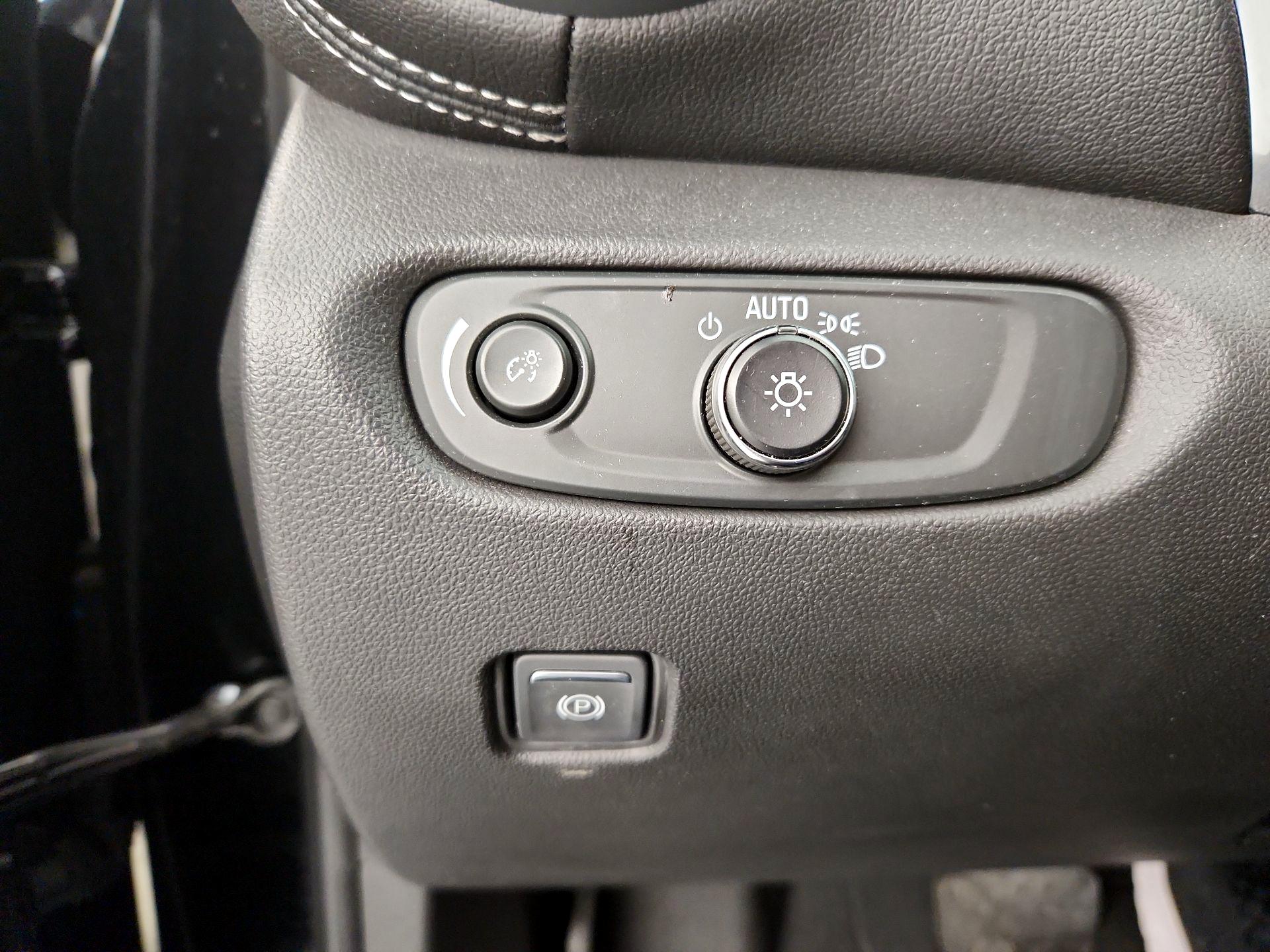 Thumbnail: 2023 Chevrolet Blazer - 13