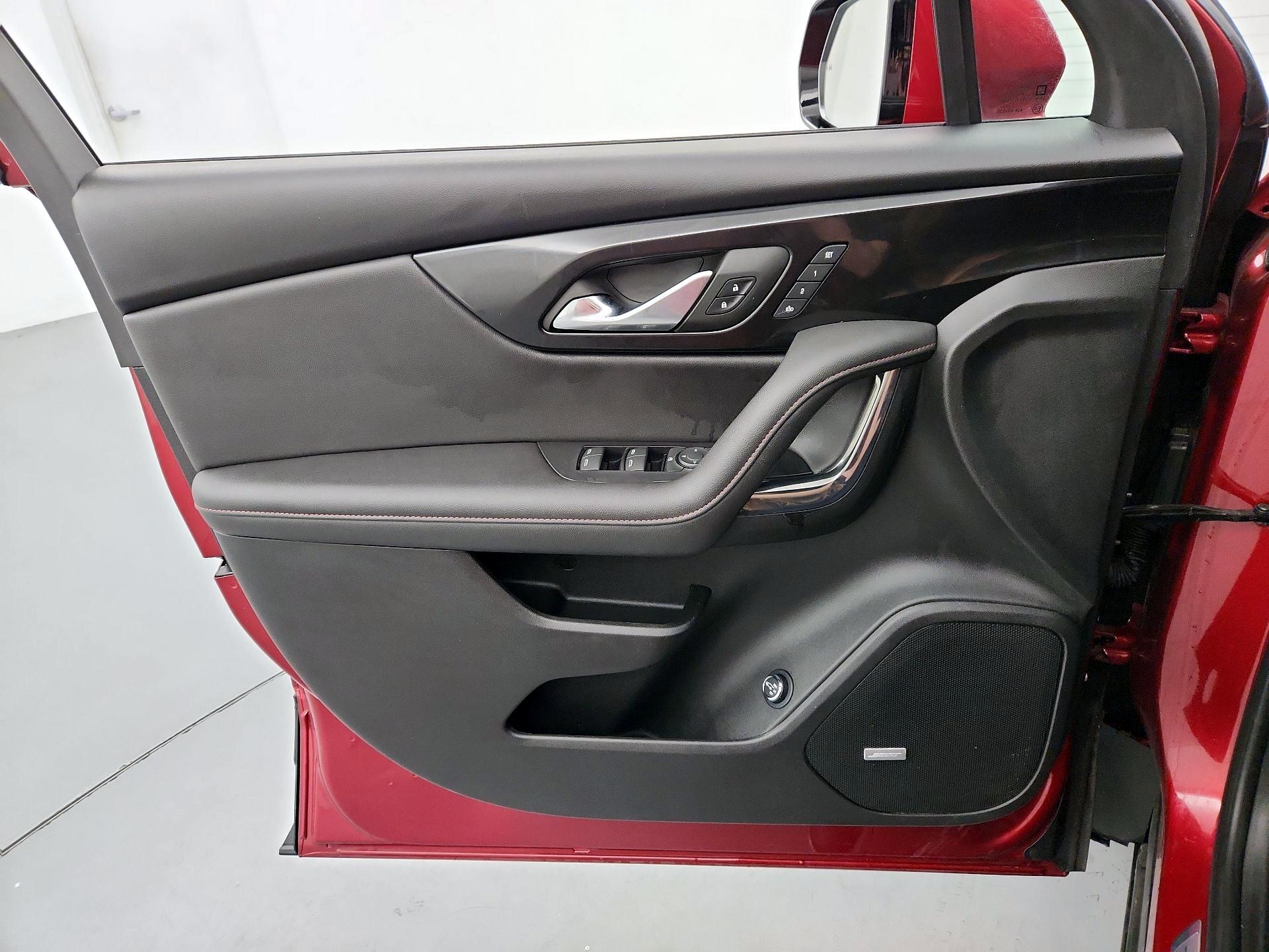 Thumbnail: 2023 Chevrolet Blazer - 12