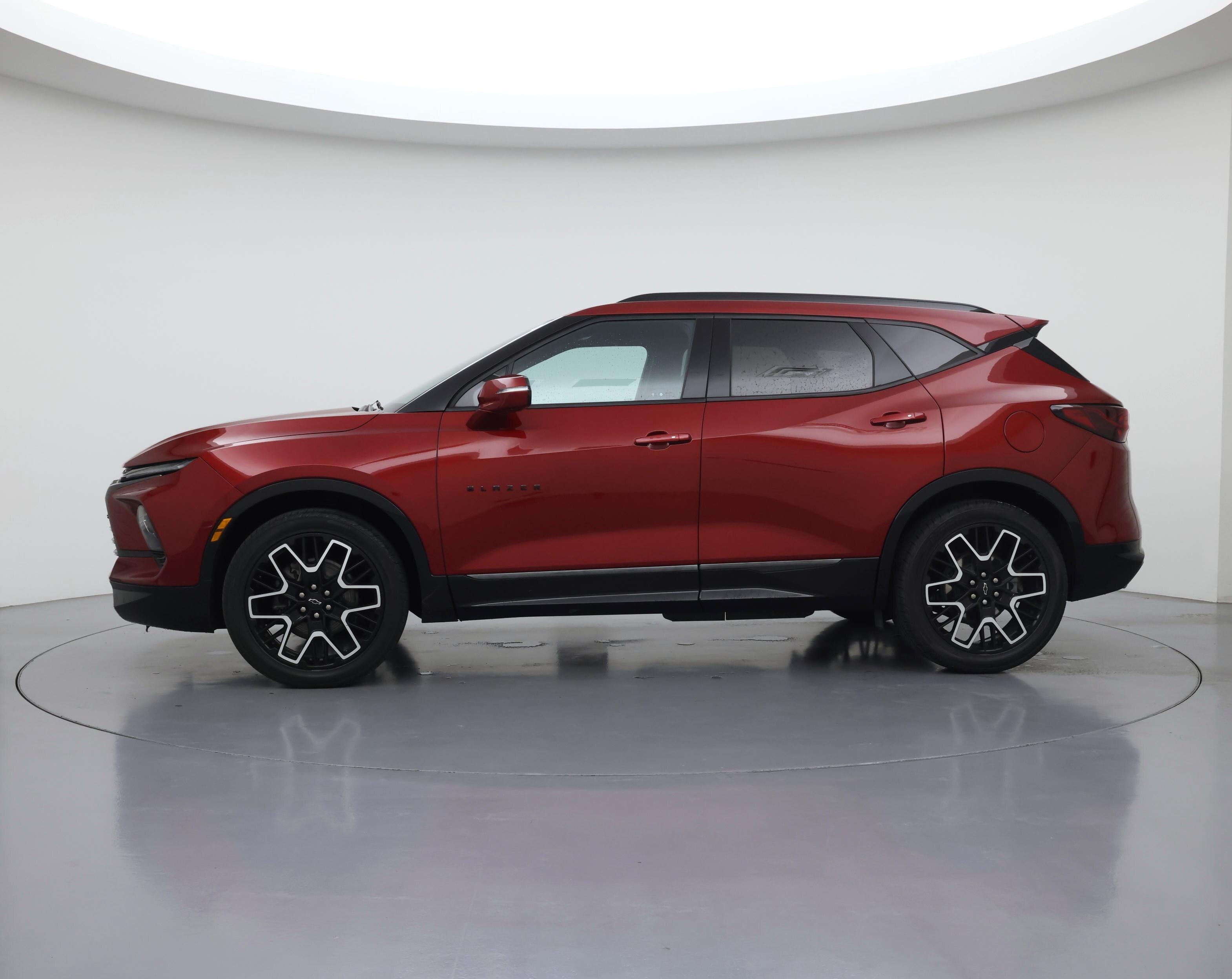 Thumbnail: 2023 Chevrolet Blazer - 3