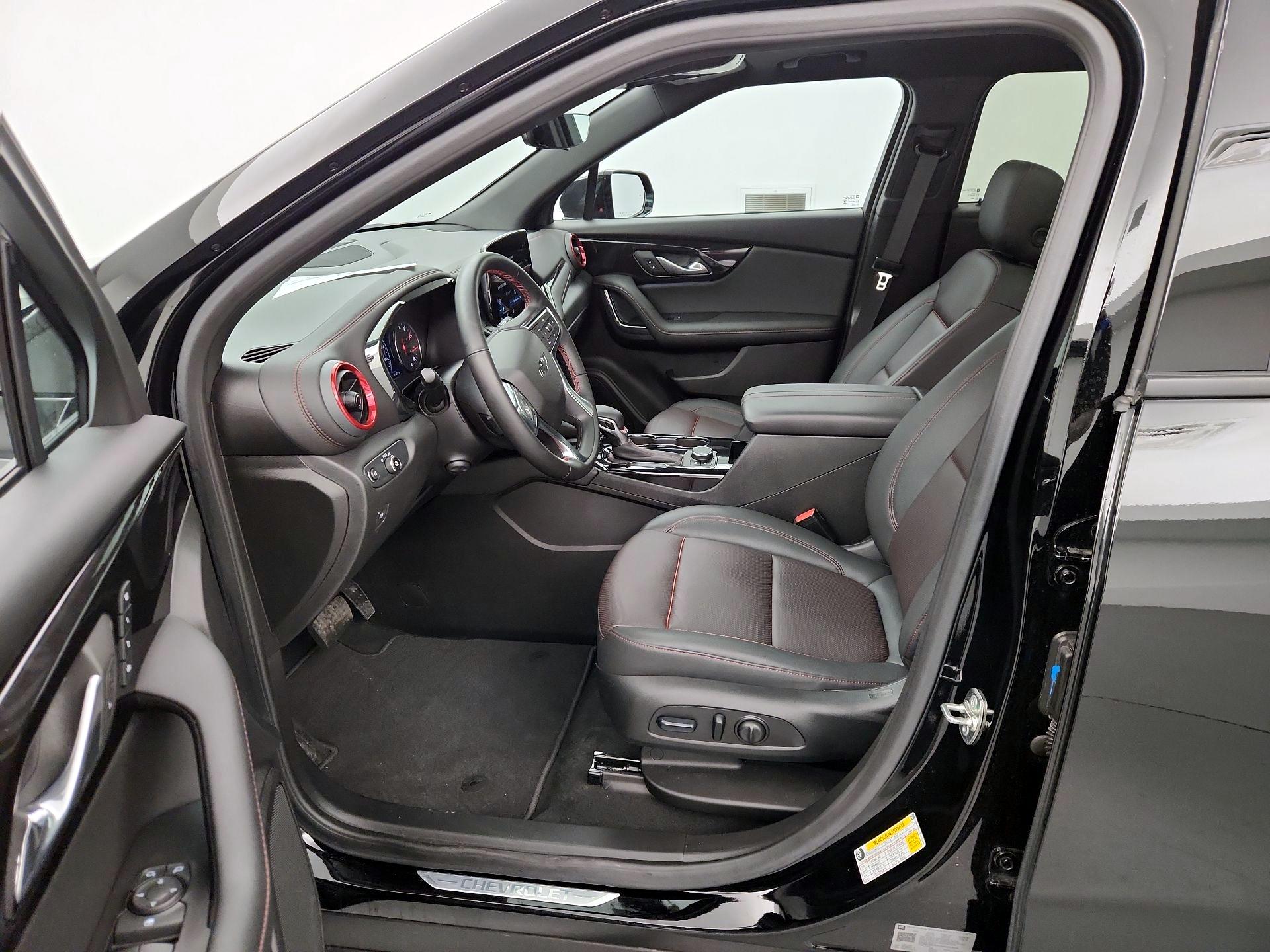 Thumbnail: 2024 Chevrolet Blazer - 11