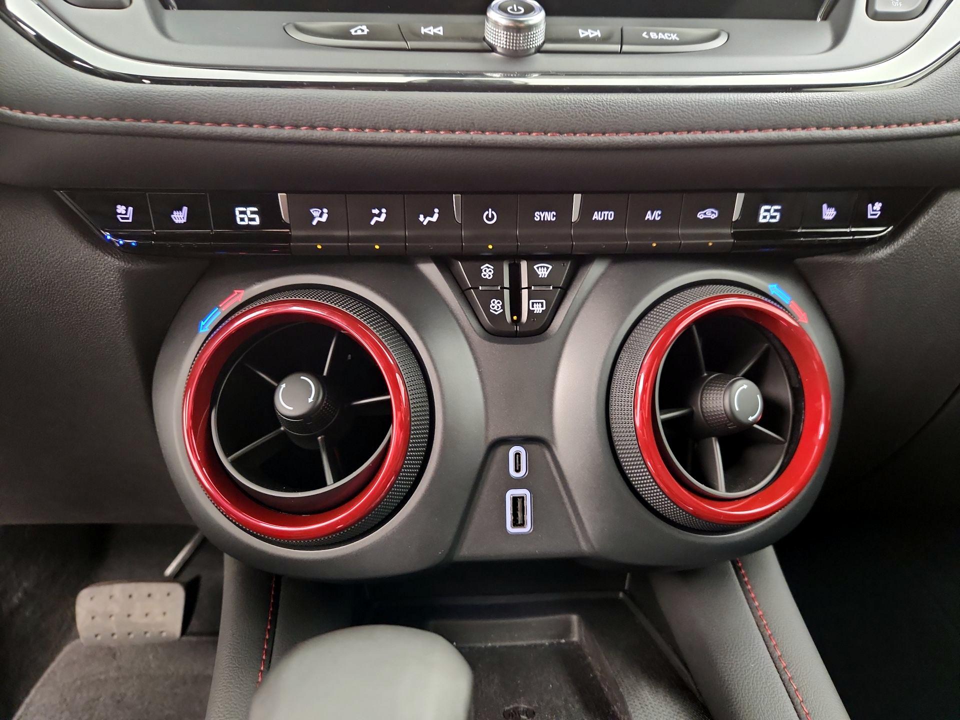 Thumbnail: 2024 Chevrolet Blazer - 17