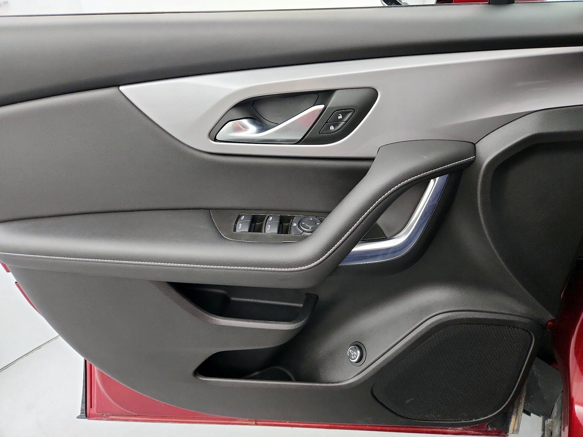 Thumbnail: 2023 Chevrolet Blazer - 12