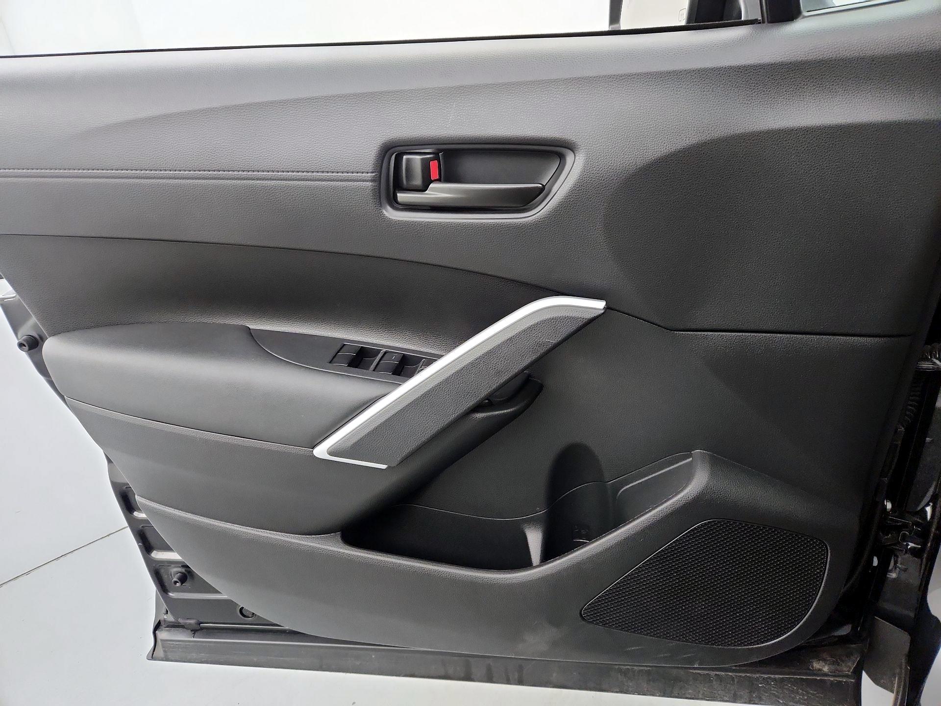 Thumbnail: 2023 Toyota Corolla Cross - 12