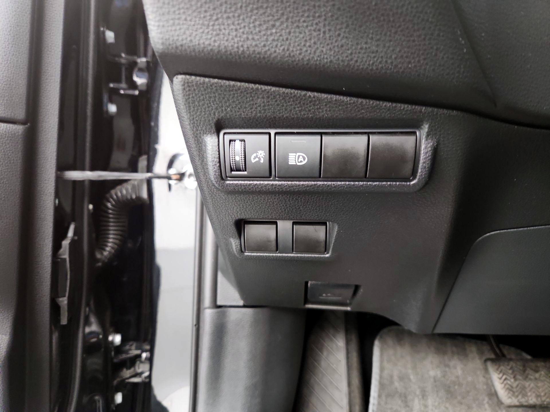 Thumbnail: 2023 Toyota Corolla Cross - 13