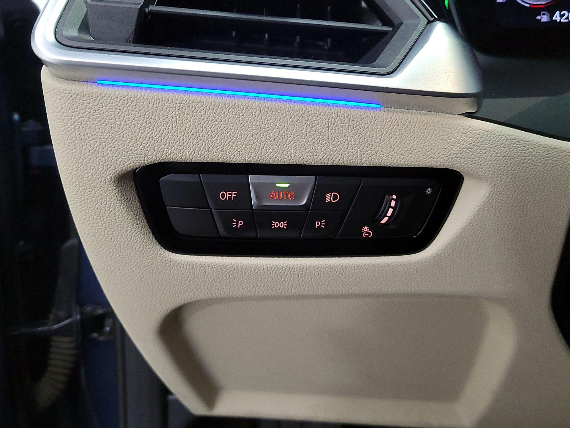 Thumbnail: 2022 BMW 4 Series - 13