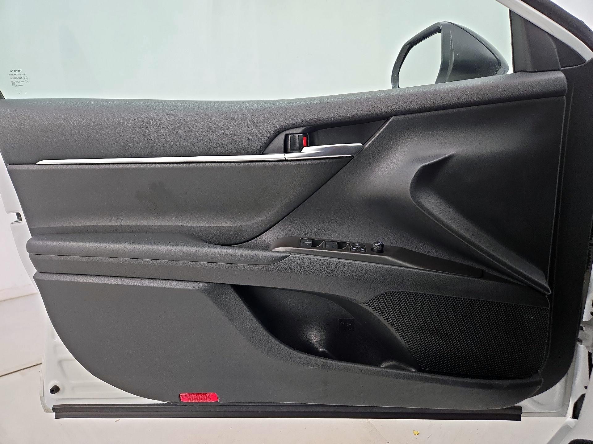 Thumbnail: 2024 Toyota Camry - 12