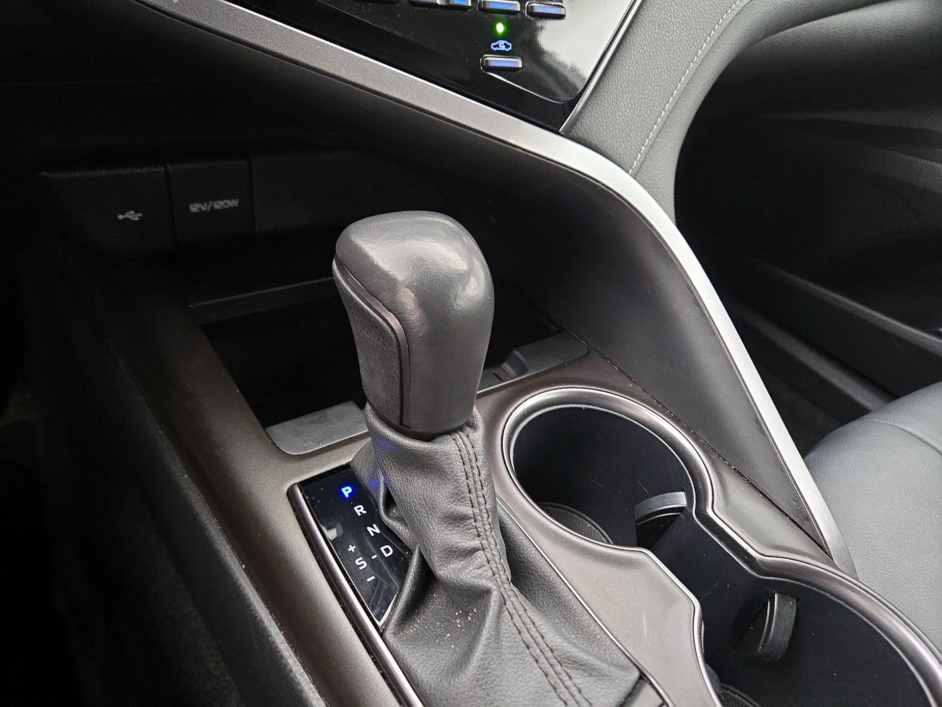 Thumbnail: 2024 Toyota Camry - 17