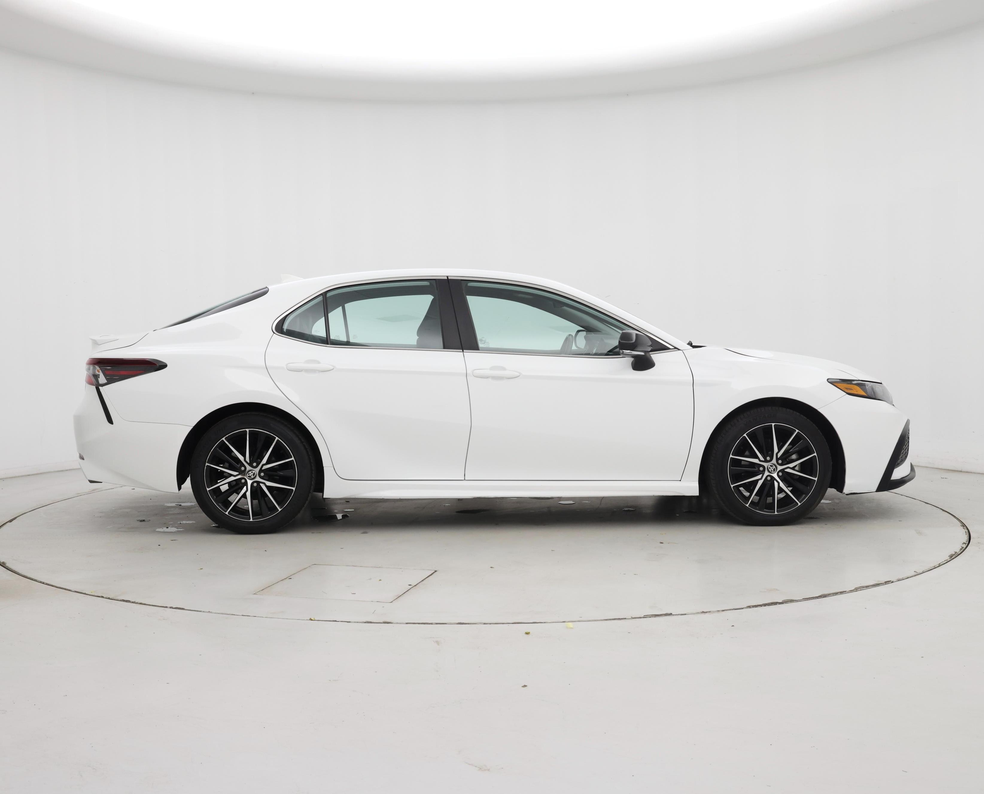 Thumbnail: 2024 Toyota Camry - 7