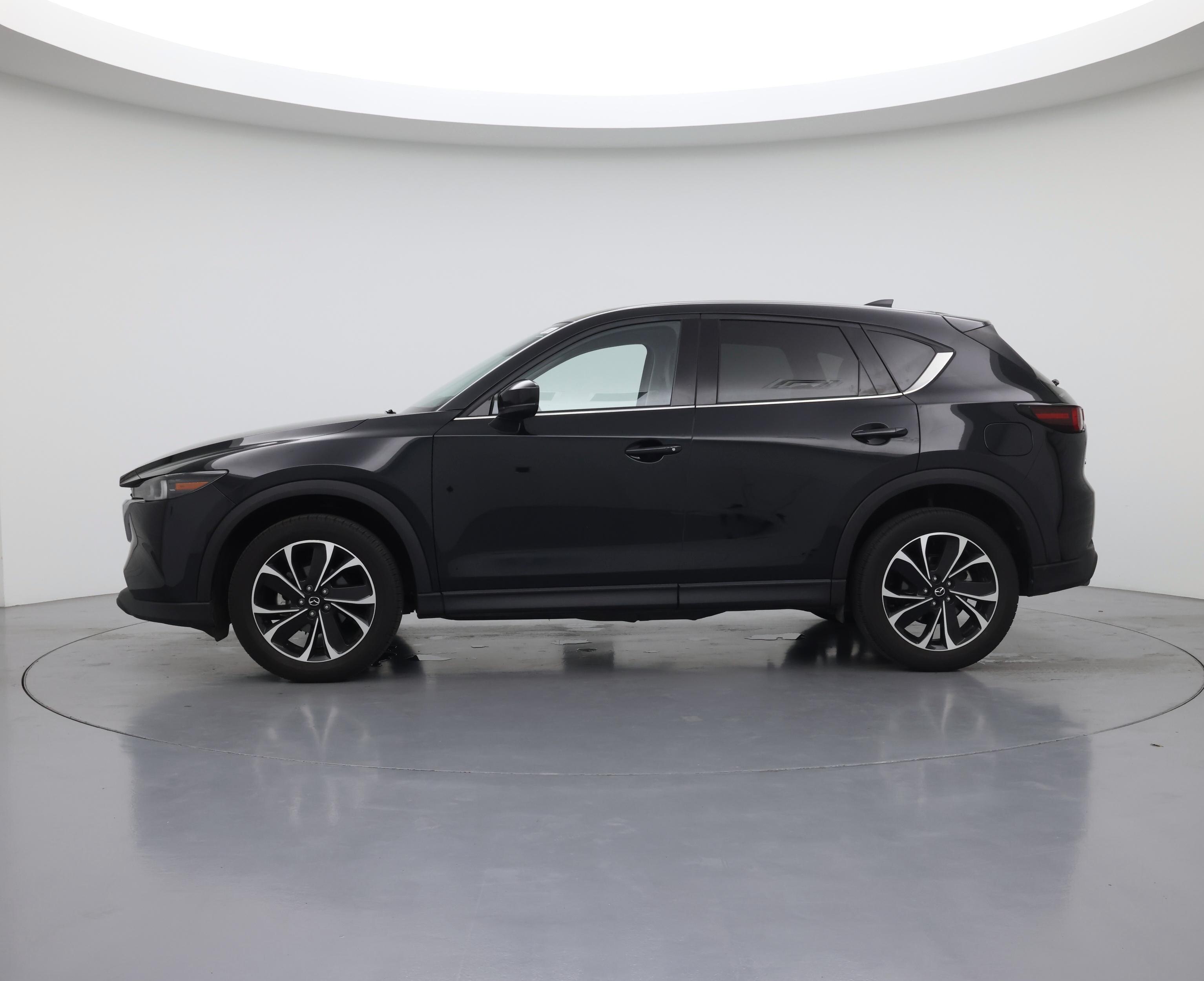 Thumbnail: 2023 Mazda CX-5 - 3
