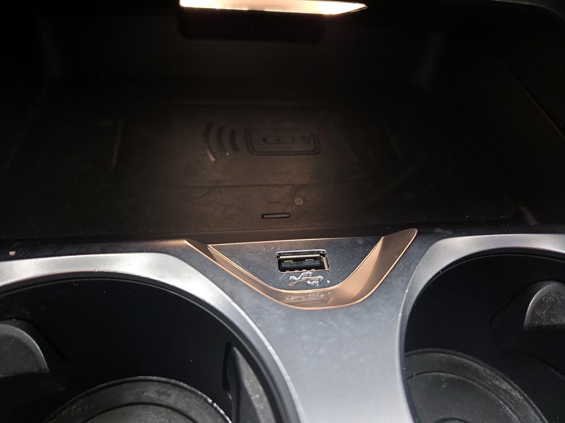 Thumbnail: 2020 BMW 8 Series - 19