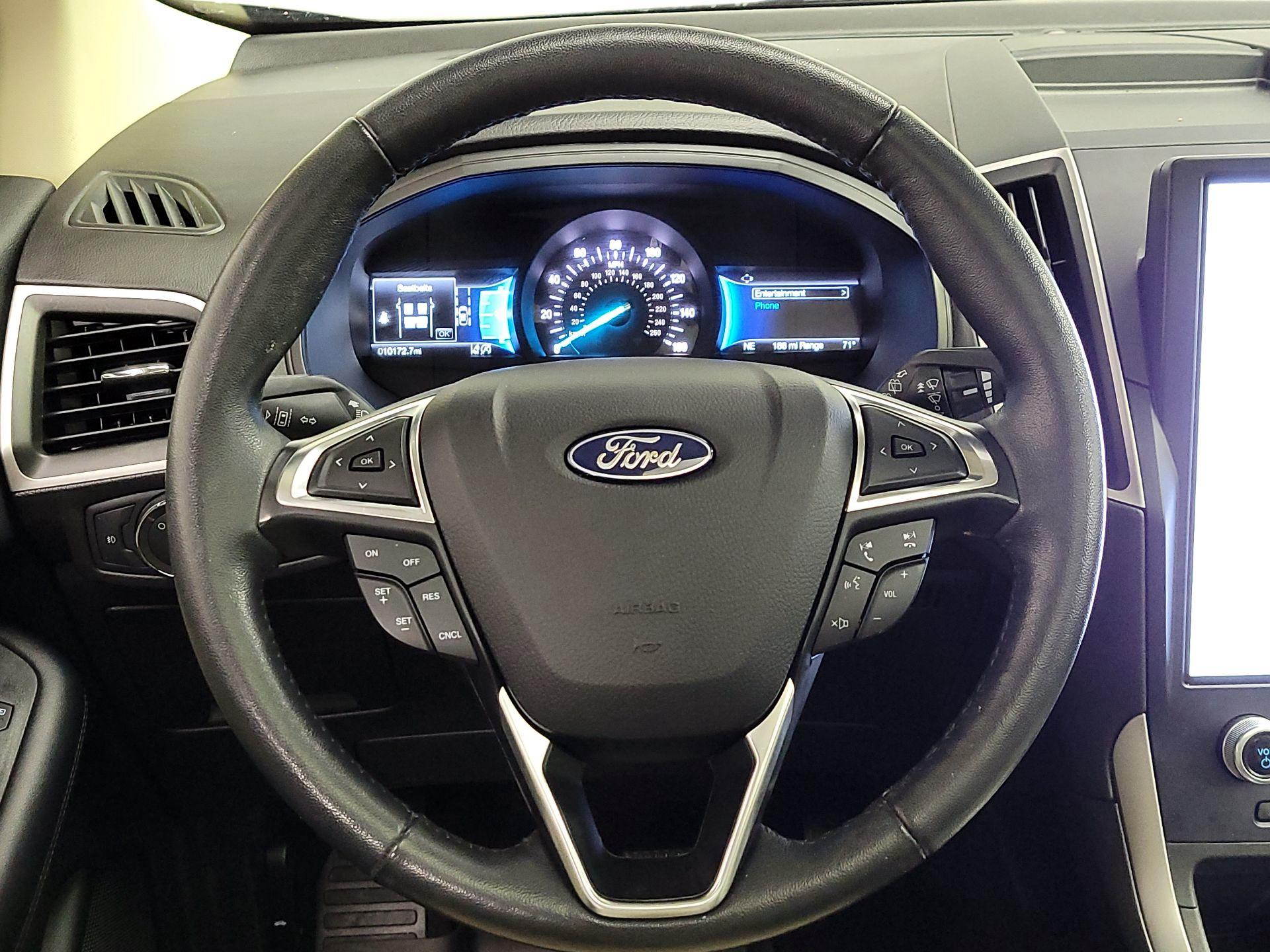 Thumbnail: 2022 Ford Edge - 10