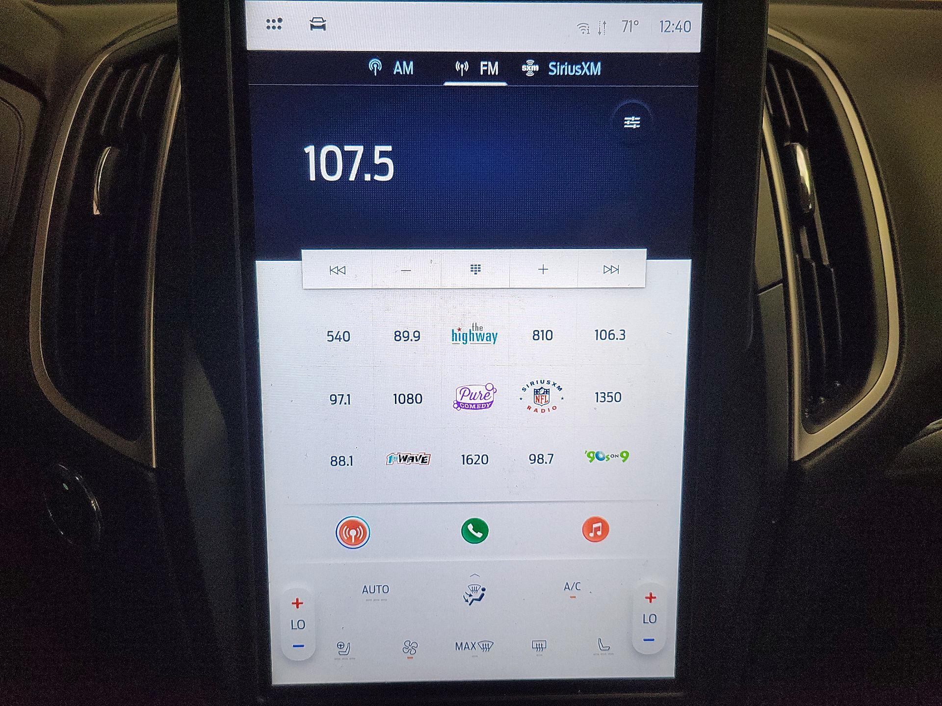 Thumbnail: 2022 Ford Edge - 15