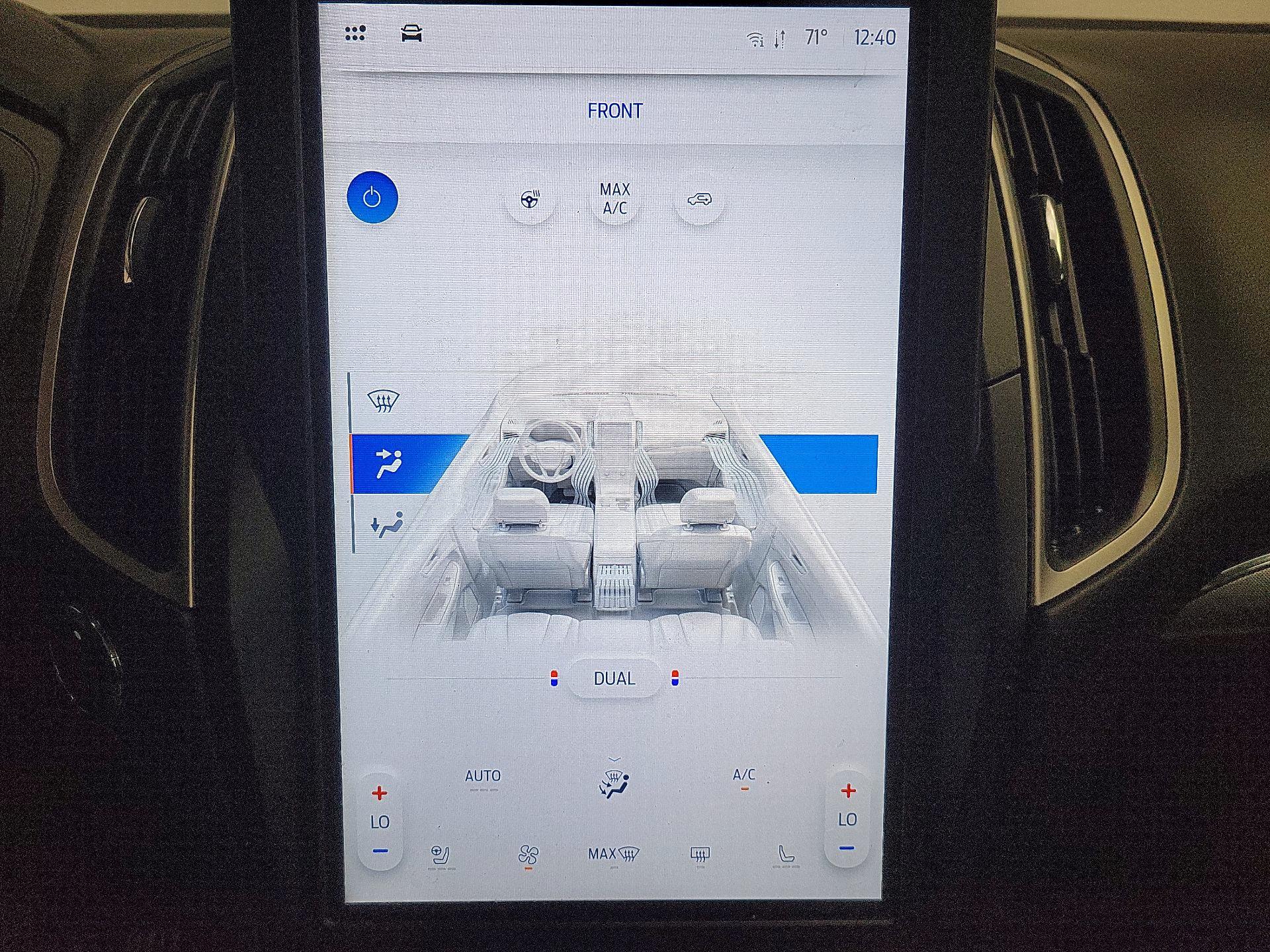 Thumbnail: 2022 Ford Edge - 16