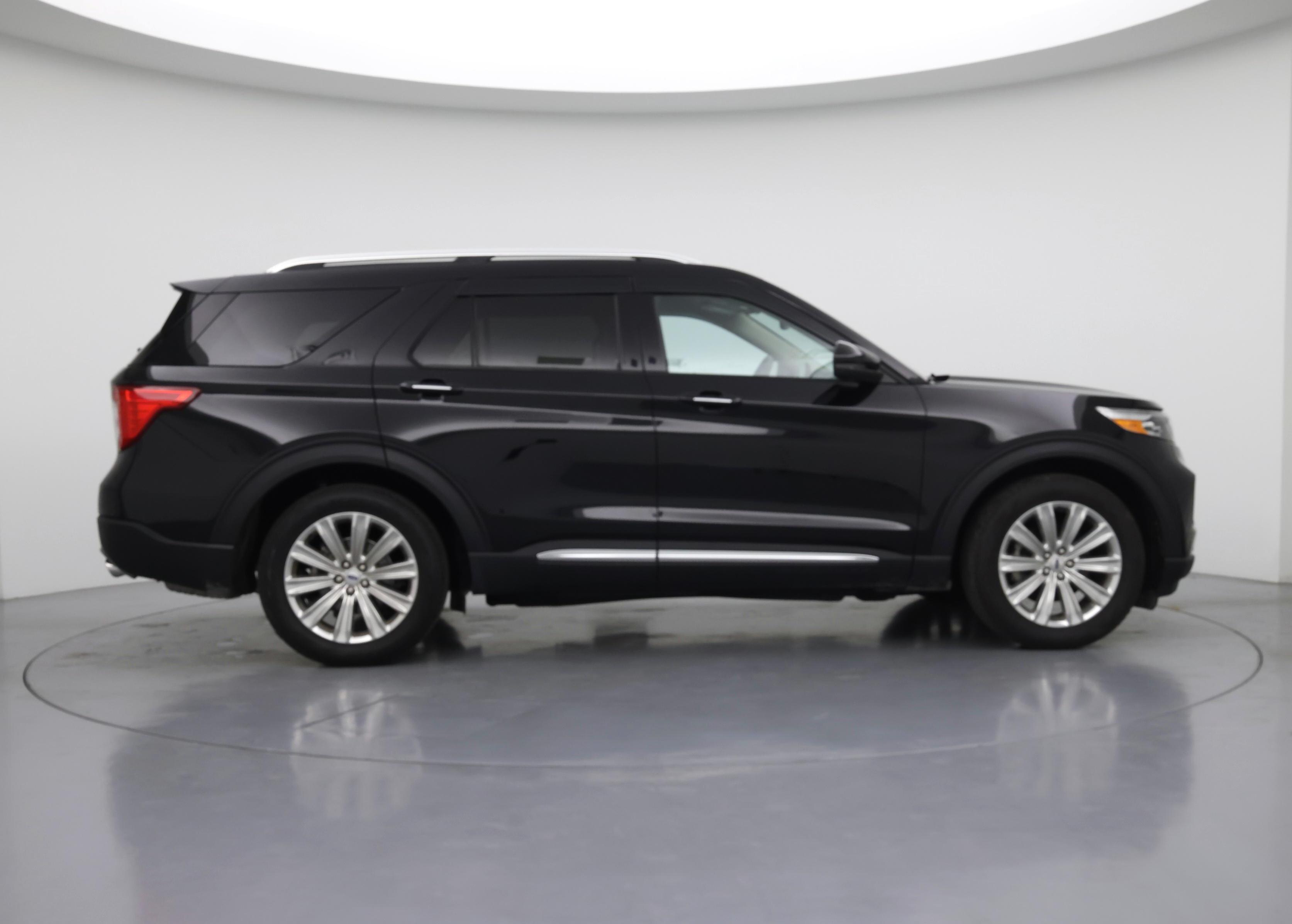 Thumbnail: 2023 Ford Explorer - 7