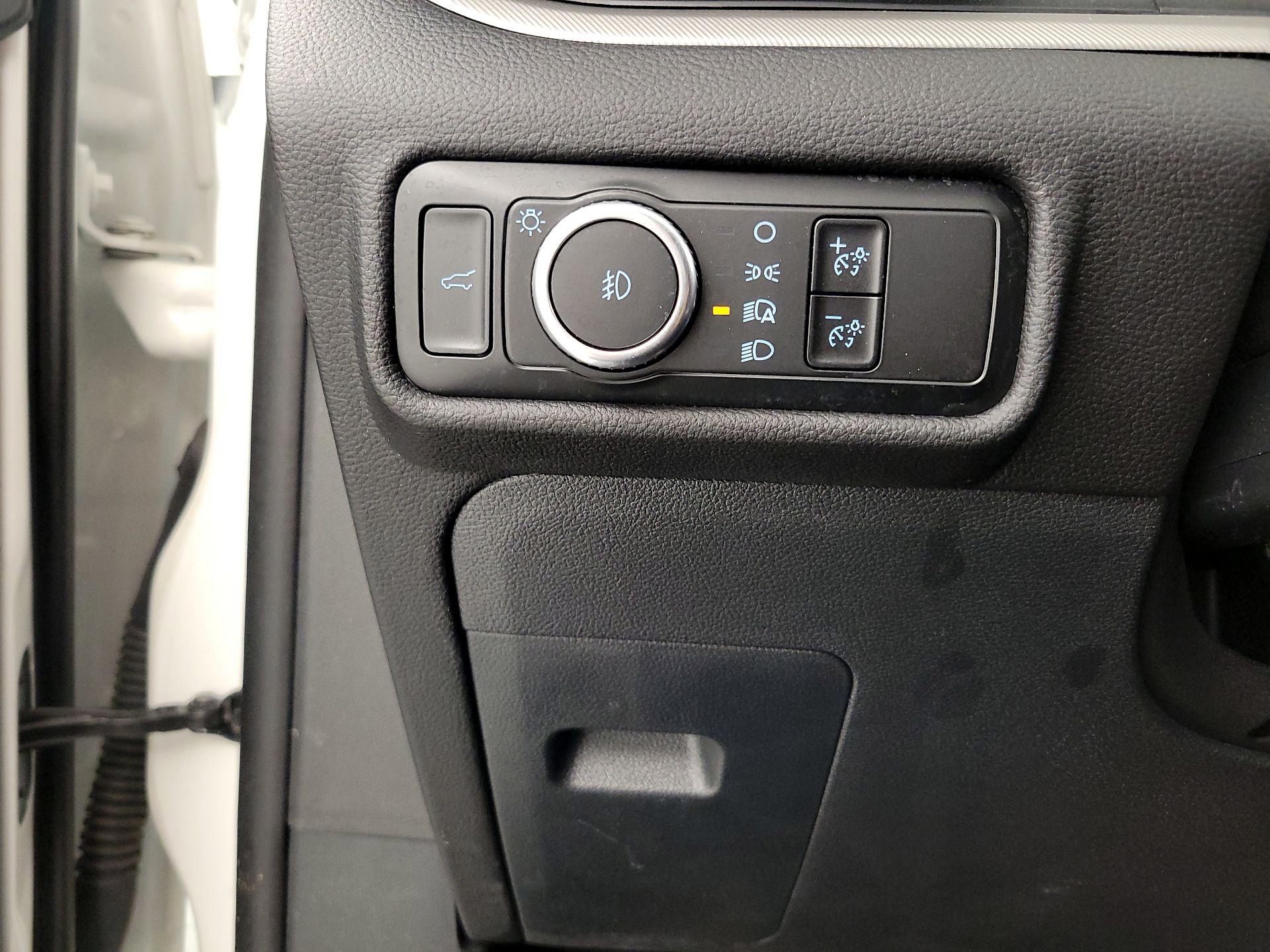 Thumbnail: 2023 Ford Explorer - 13