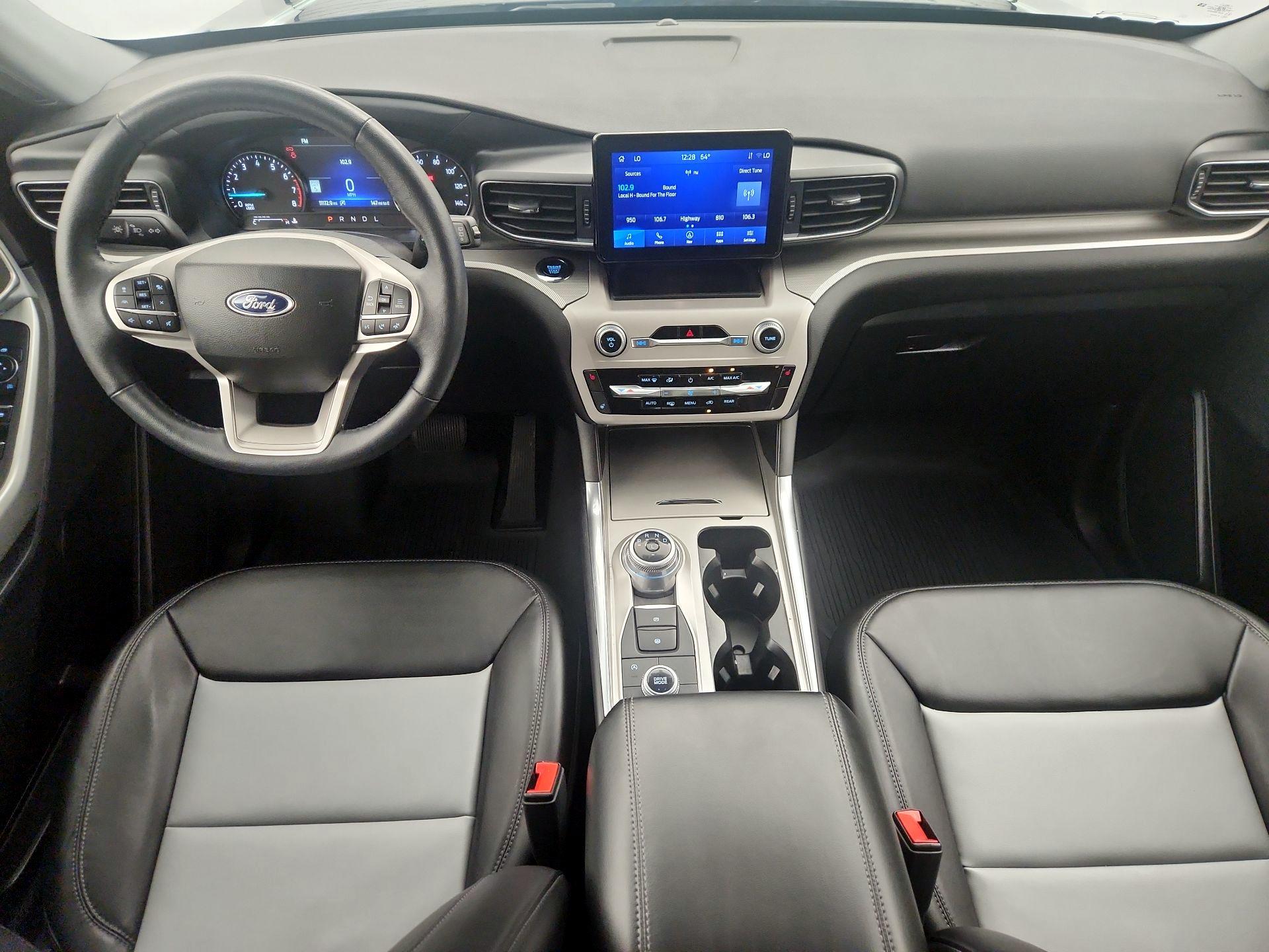 Thumbnail: 2023 Ford Explorer - 9