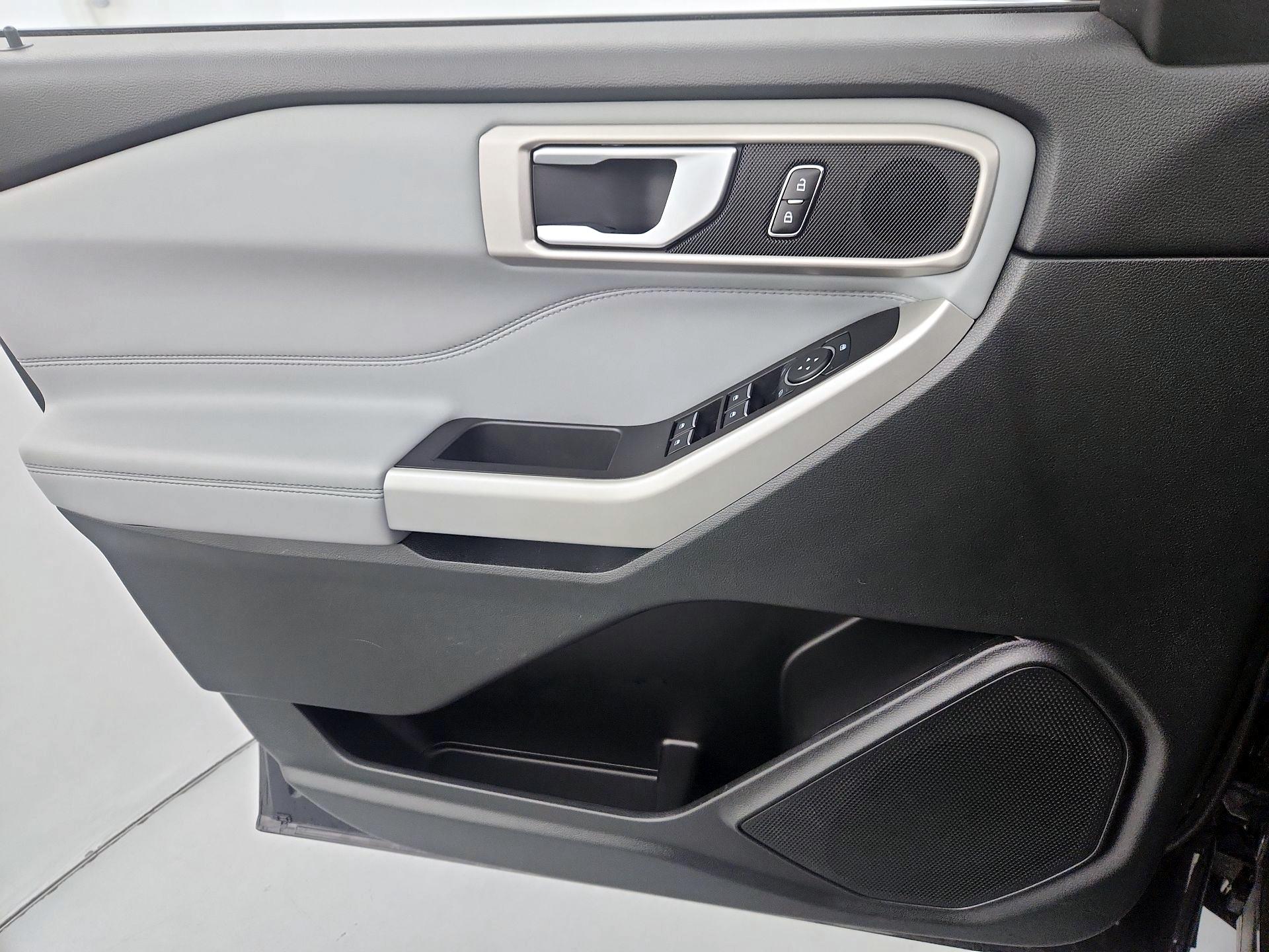 Thumbnail: 2023 Ford Explorer - 12