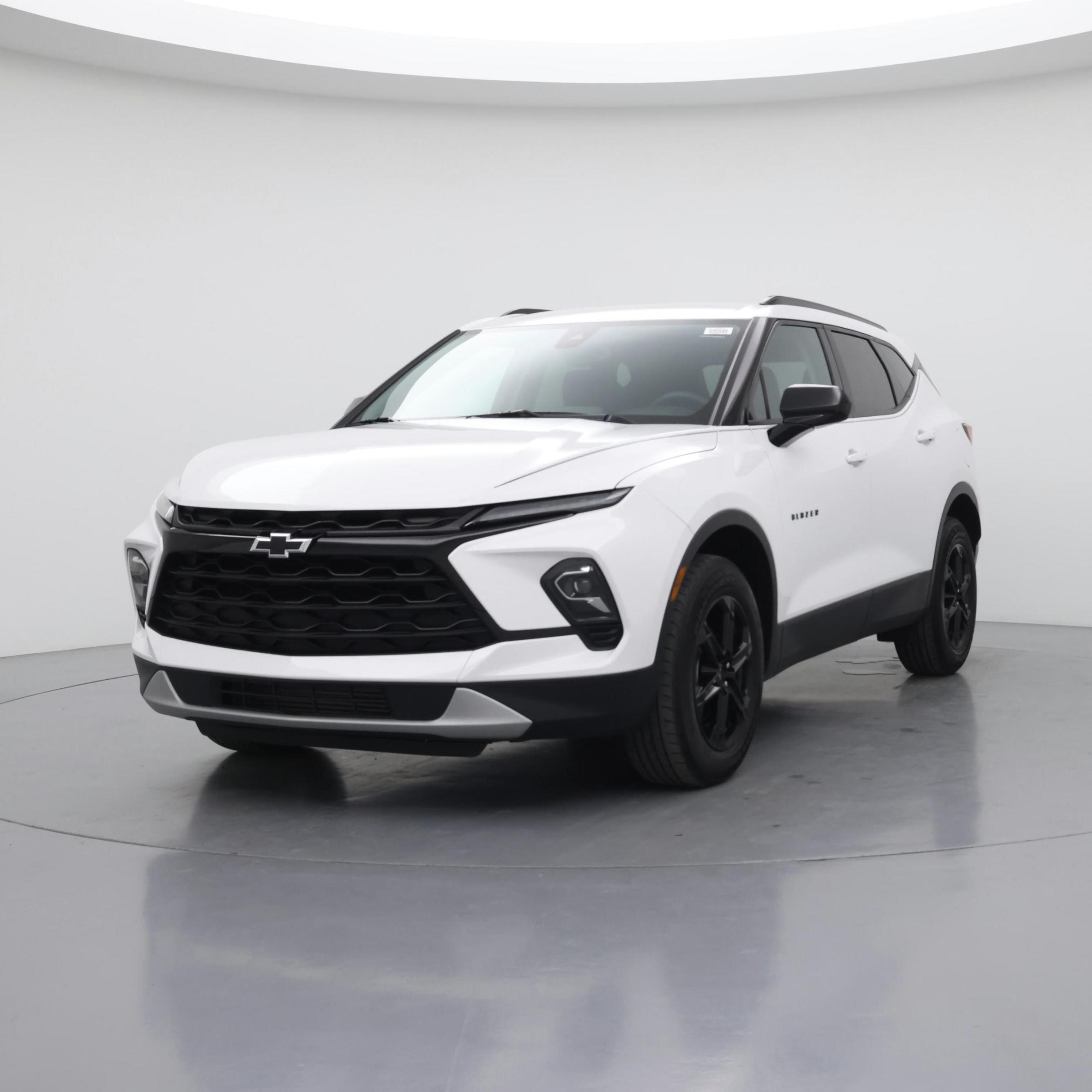 Thumbnail: 2023 Chevrolet Blazer - 4