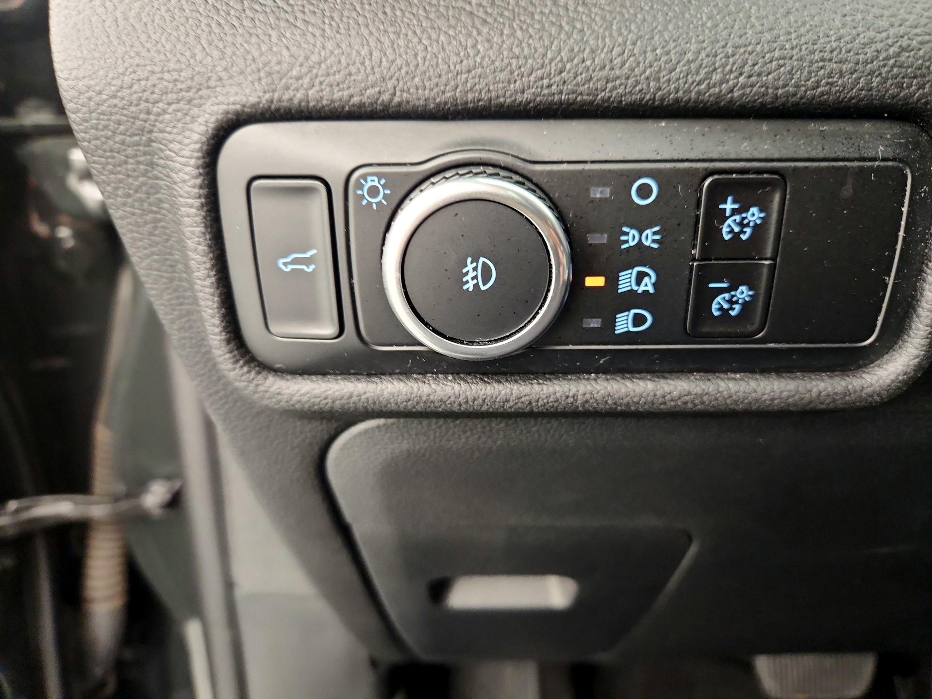 Thumbnail: 2023 Ford Explorer - 13