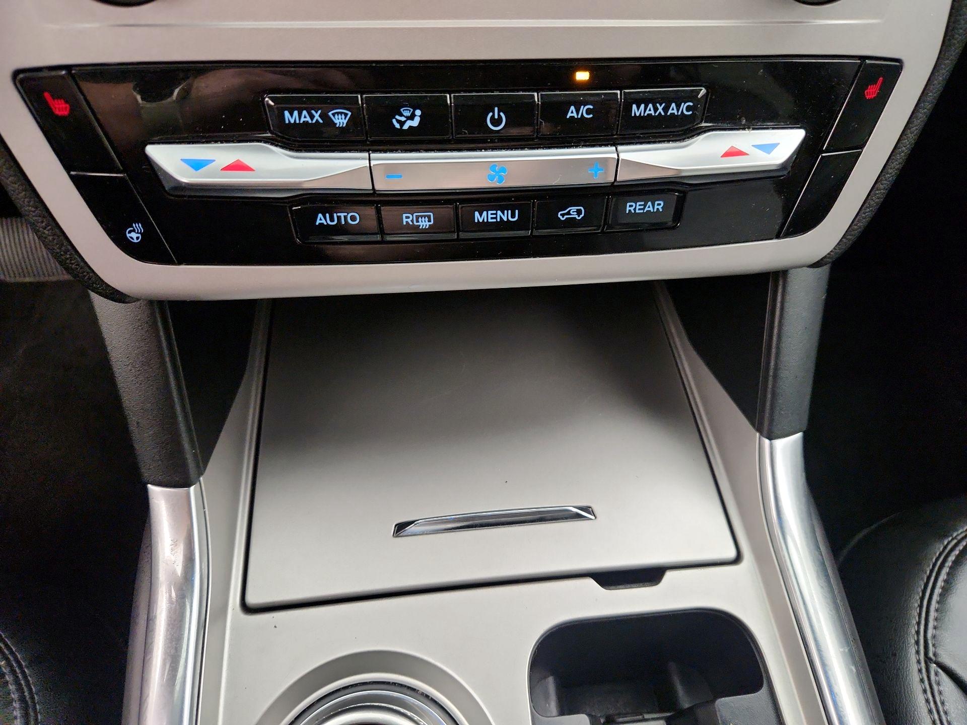 Thumbnail: 2023 Ford Explorer - 16