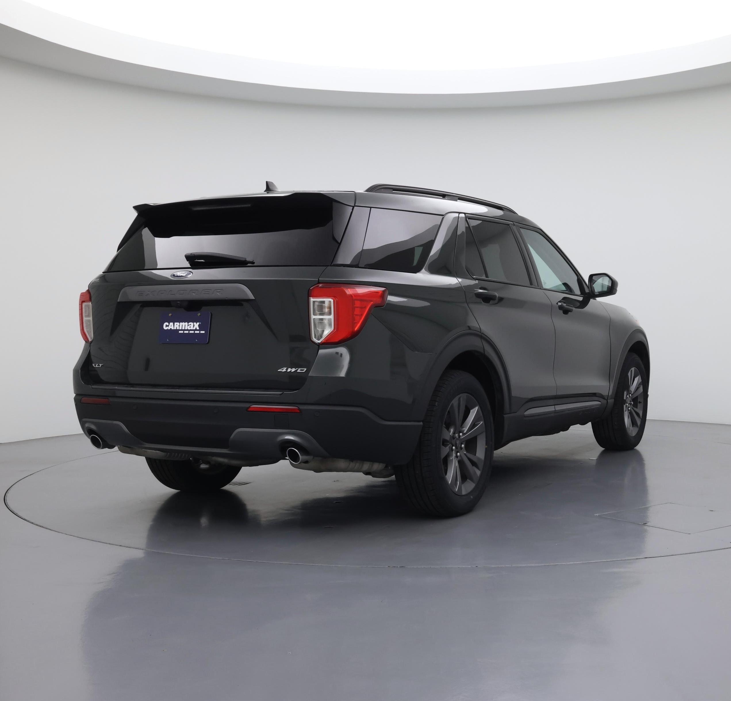 Thumbnail: 2023 Ford Explorer - 8