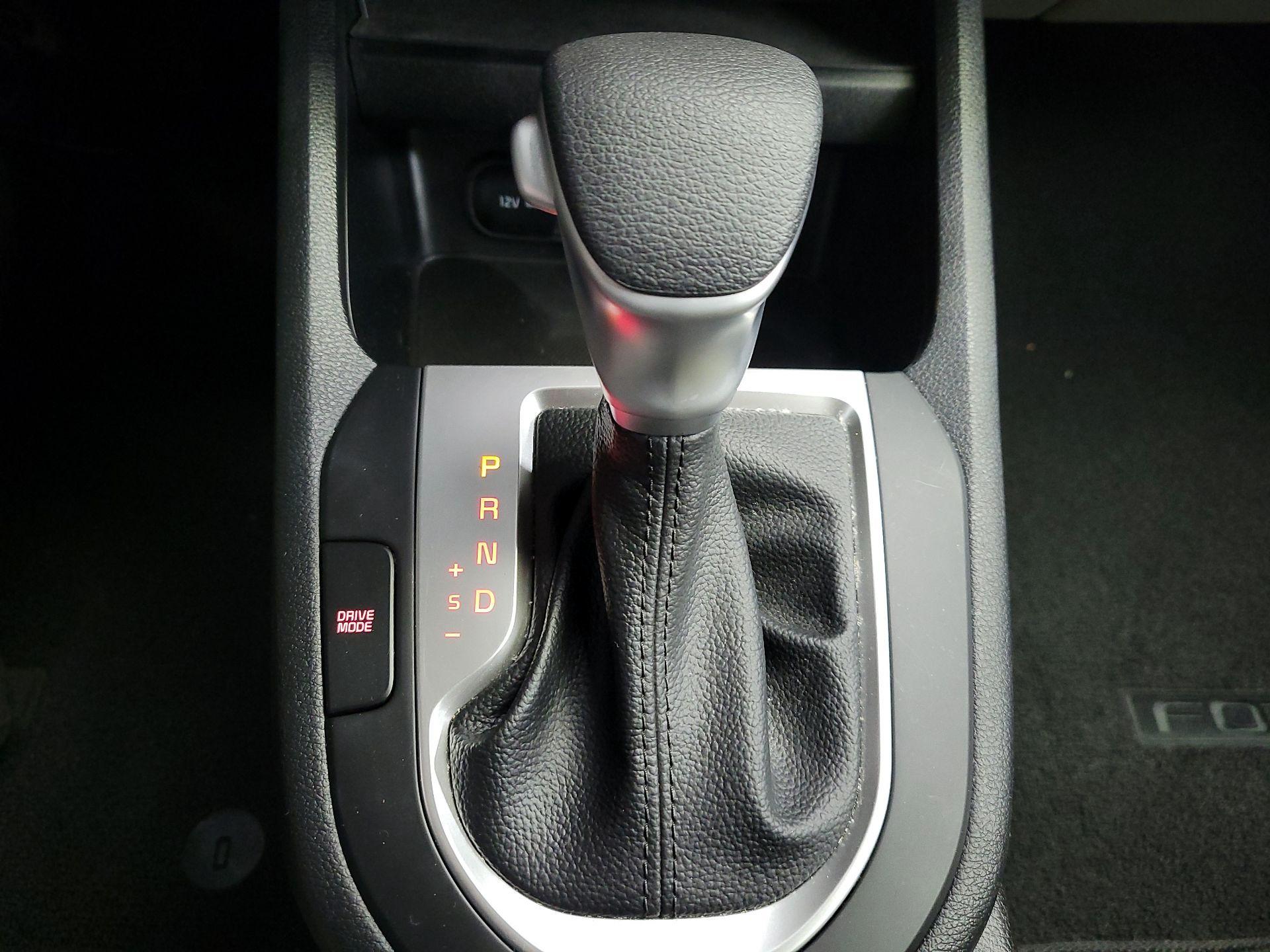 Thumbnail: 2023 Kia Forte - 17