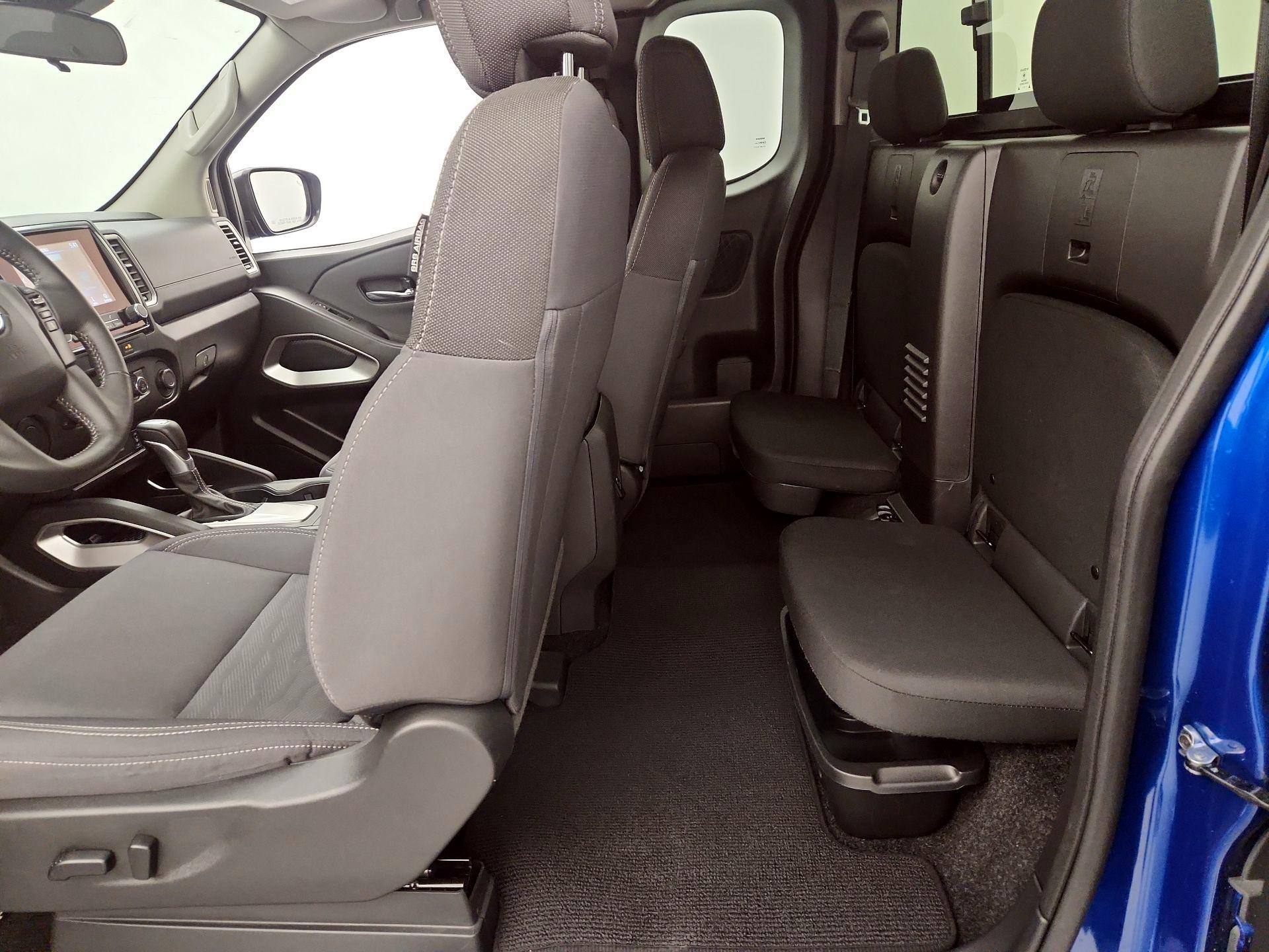 Thumbnail: 2024 Nissan Frontier - 19