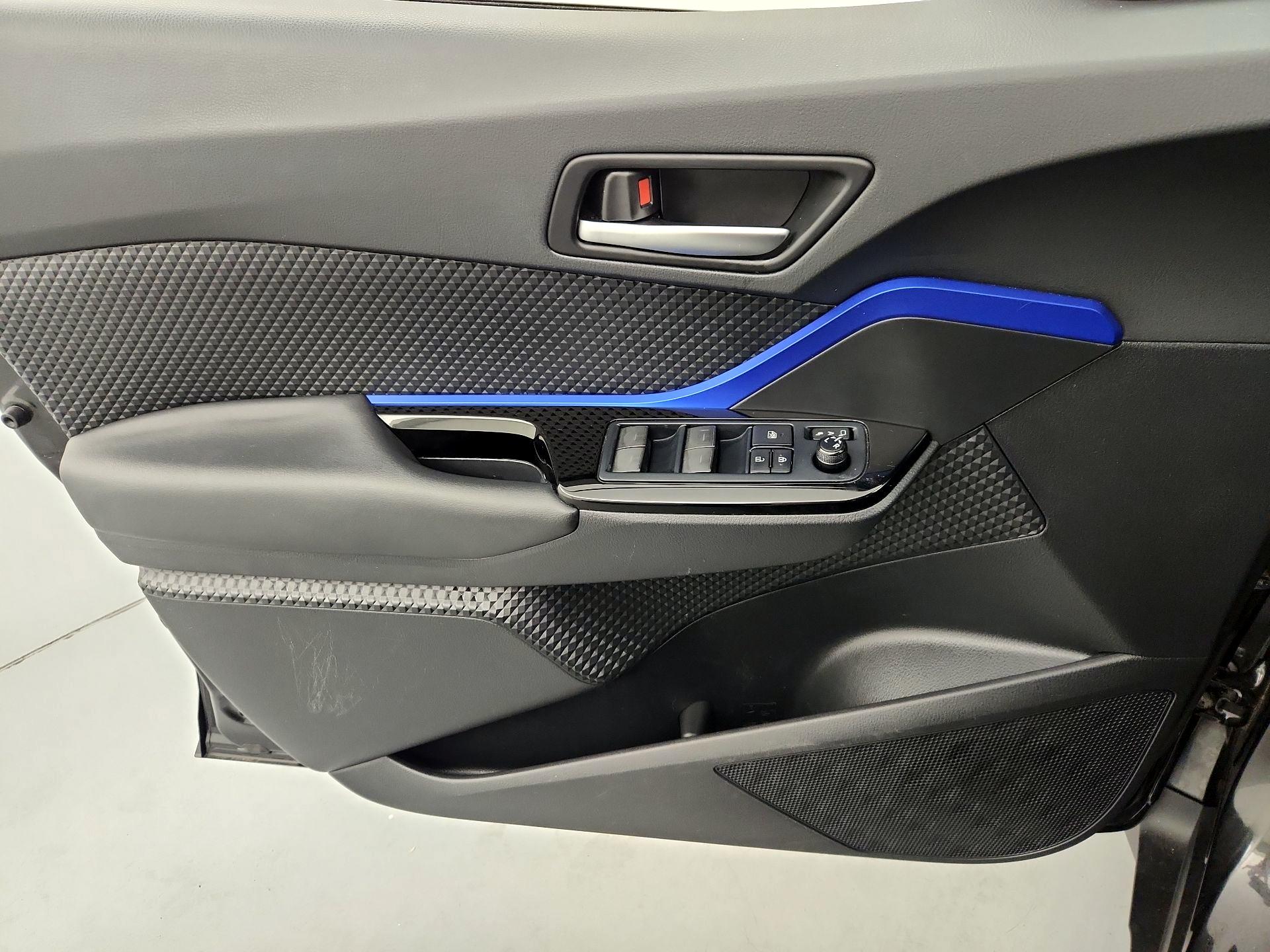 Thumbnail: 2020 Toyota C-HR - 12