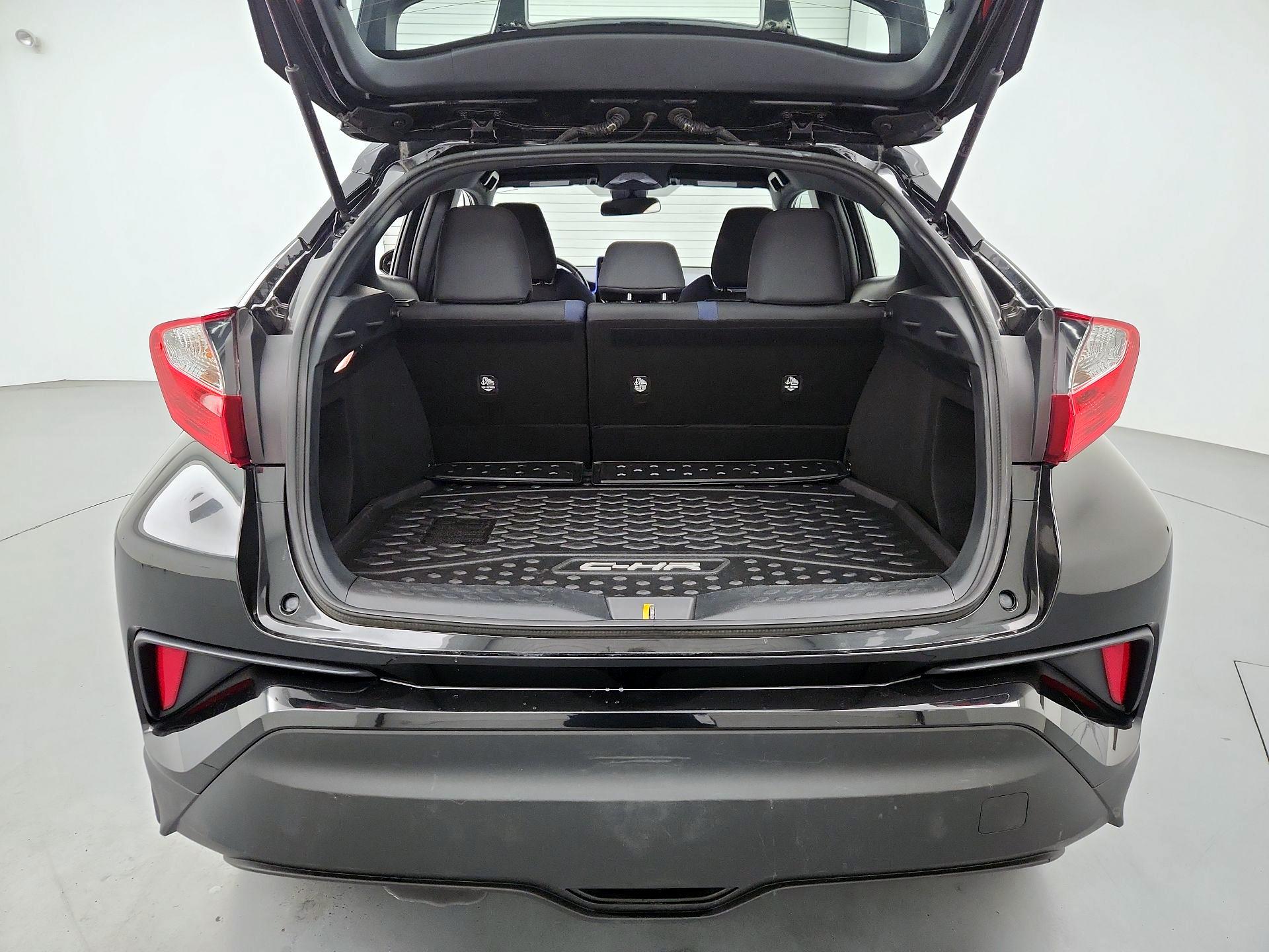 Thumbnail: 2020 Toyota C-HR - 20