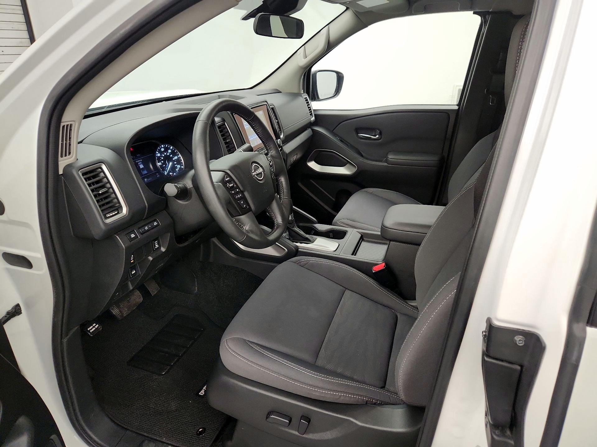 Thumbnail: 2024 Nissan Frontier - 11